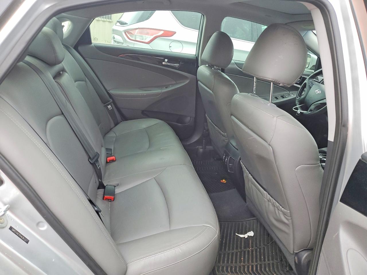 2013 Hyundai Sonata Limited Silver vin: 5NPEC4AC1DH628137