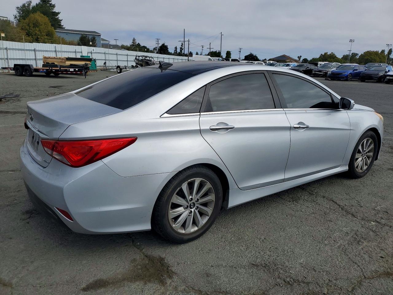 2014 Hyundai Sonata Limited Silver vin: 5NPEC4AC1EH832115