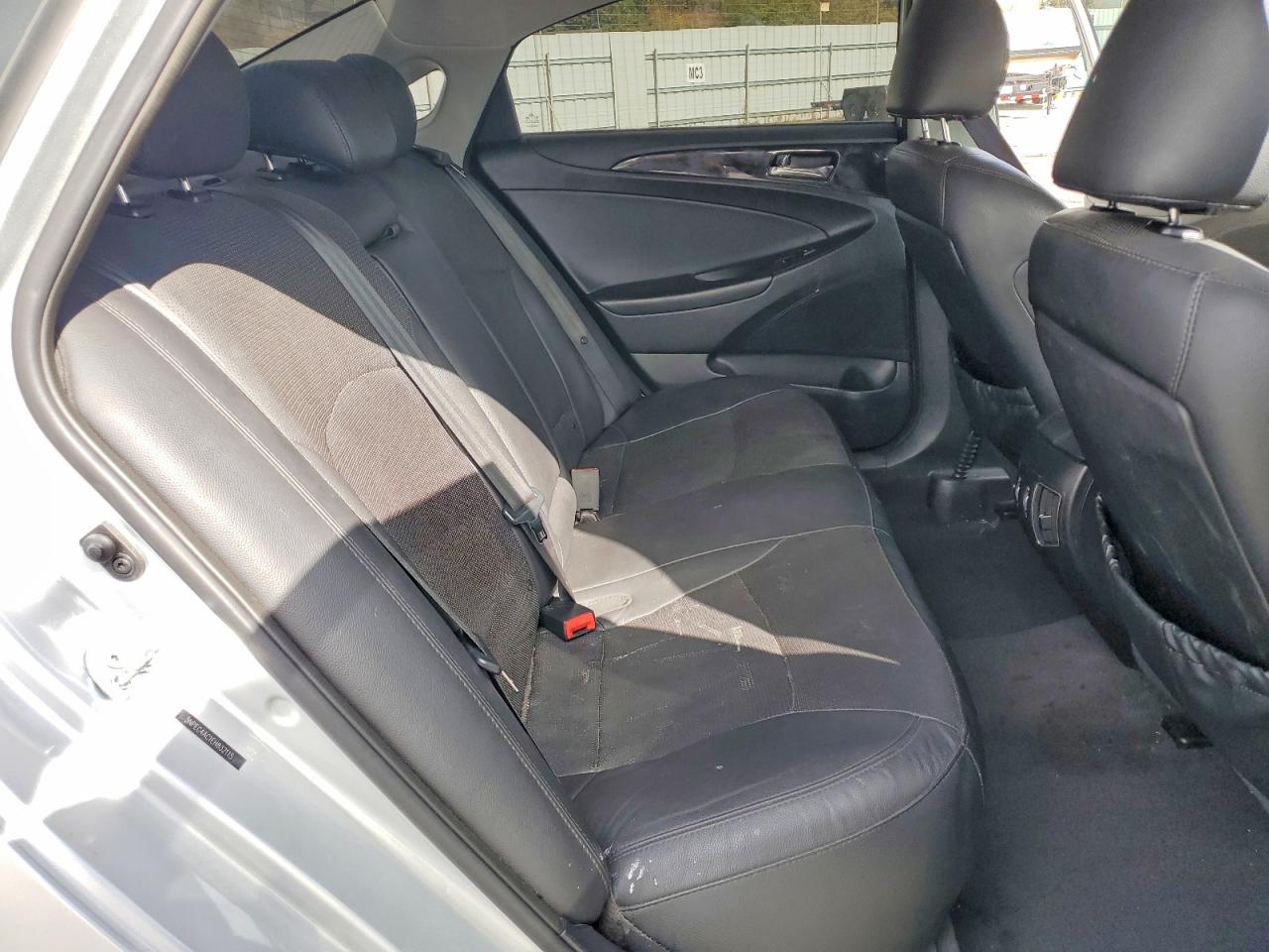 2014 Hyundai Sonata Limited Silver vin: 5NPEC4AC1EH832115