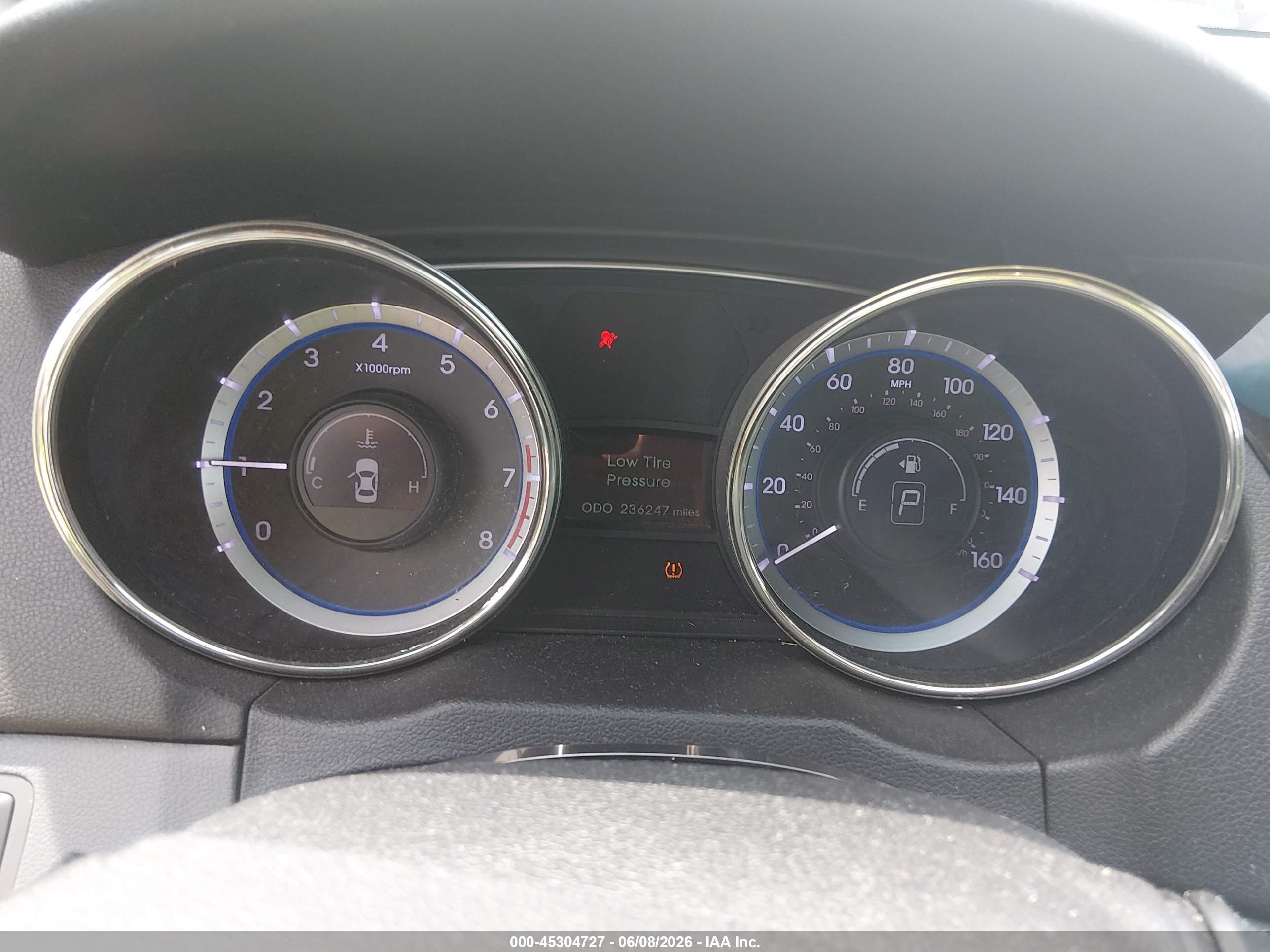 2011 Hyundai Sonata Limited Silver vin: 5NPEC4AC2BH011147
