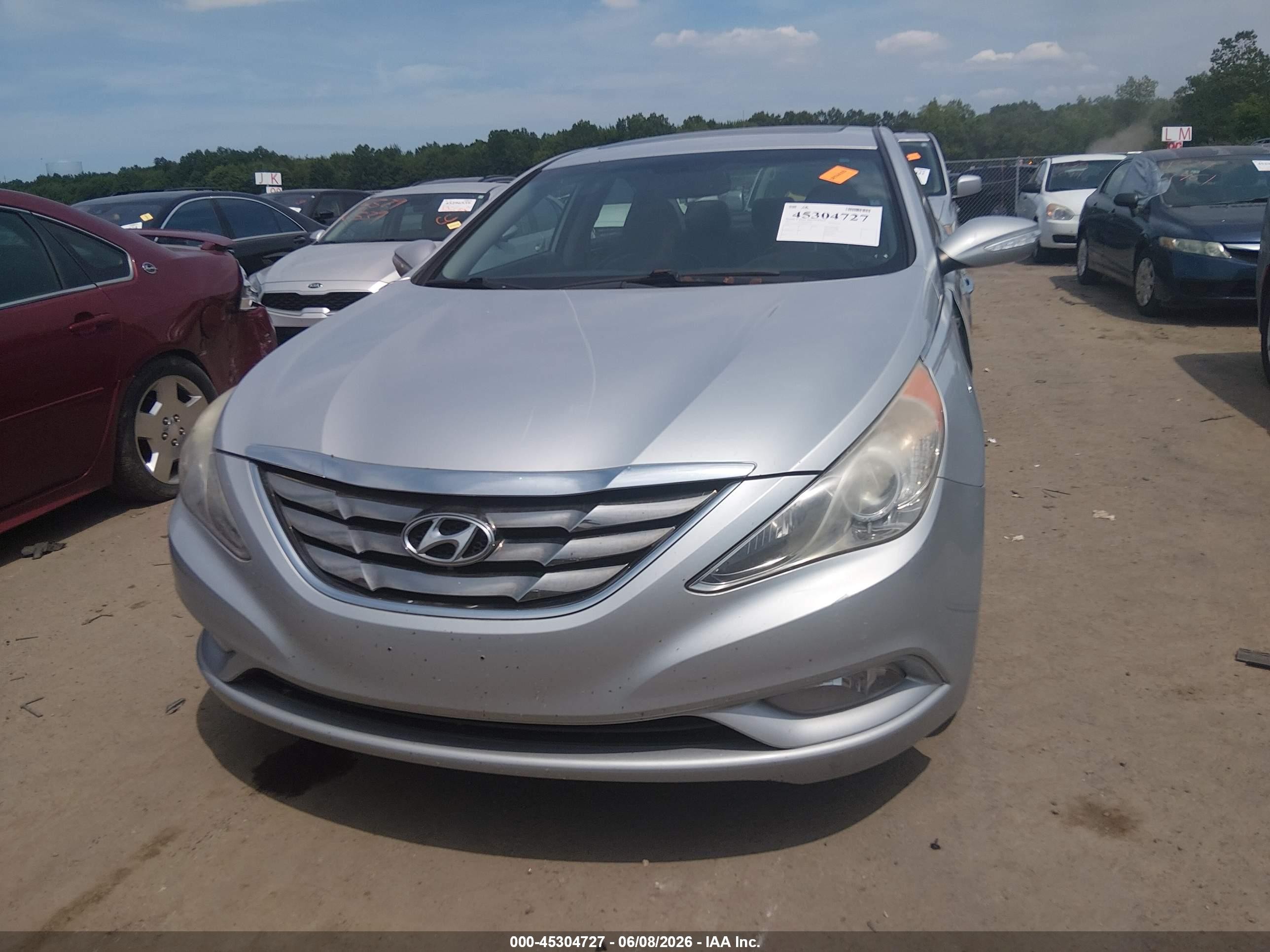 2011 Hyundai Sonata Limited Silver vin: 5NPEC4AC2BH011147