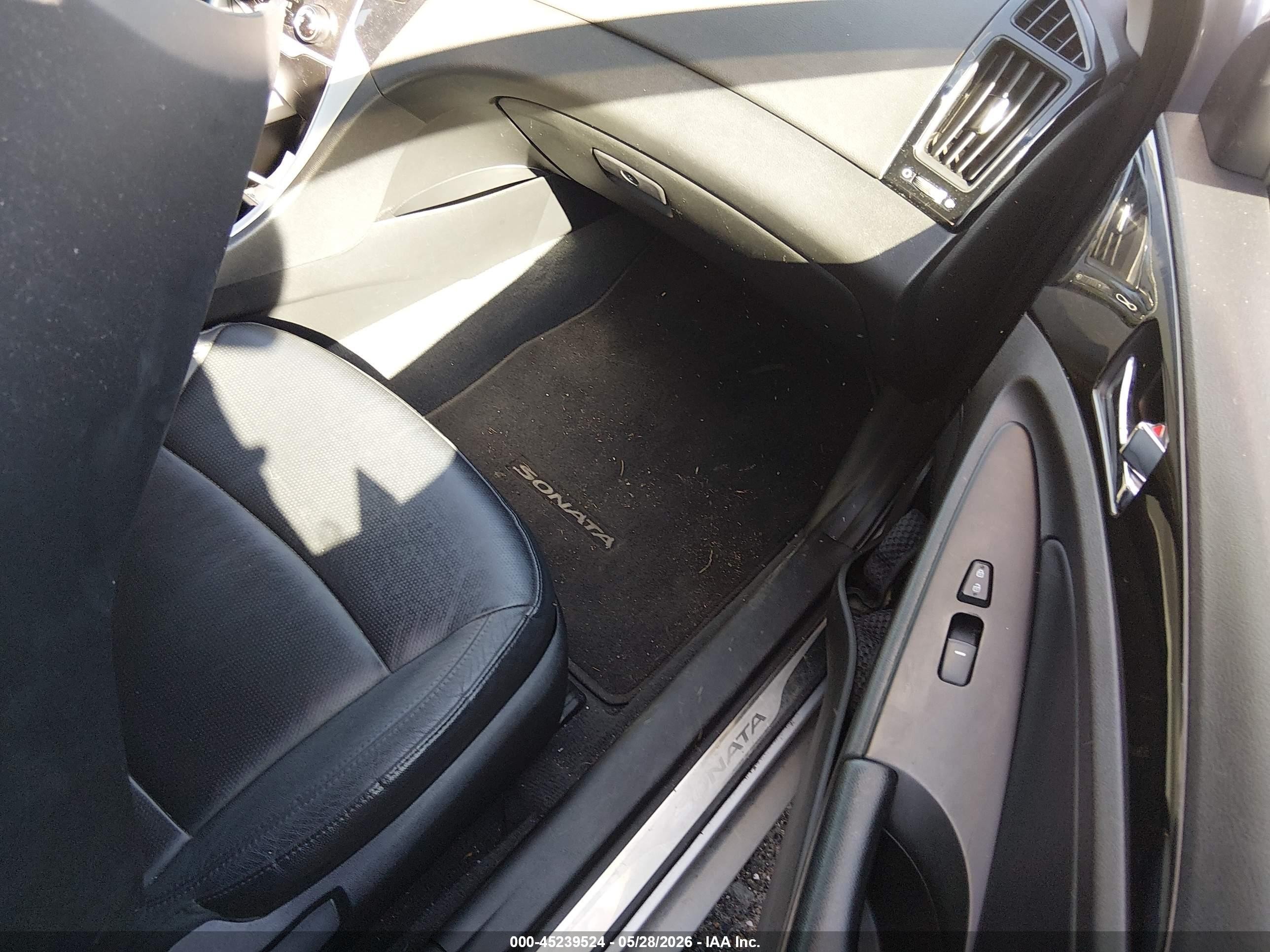 2011 Hyundai Sonata Limited Серебряный vin: 5NPEC4AC2BH080906