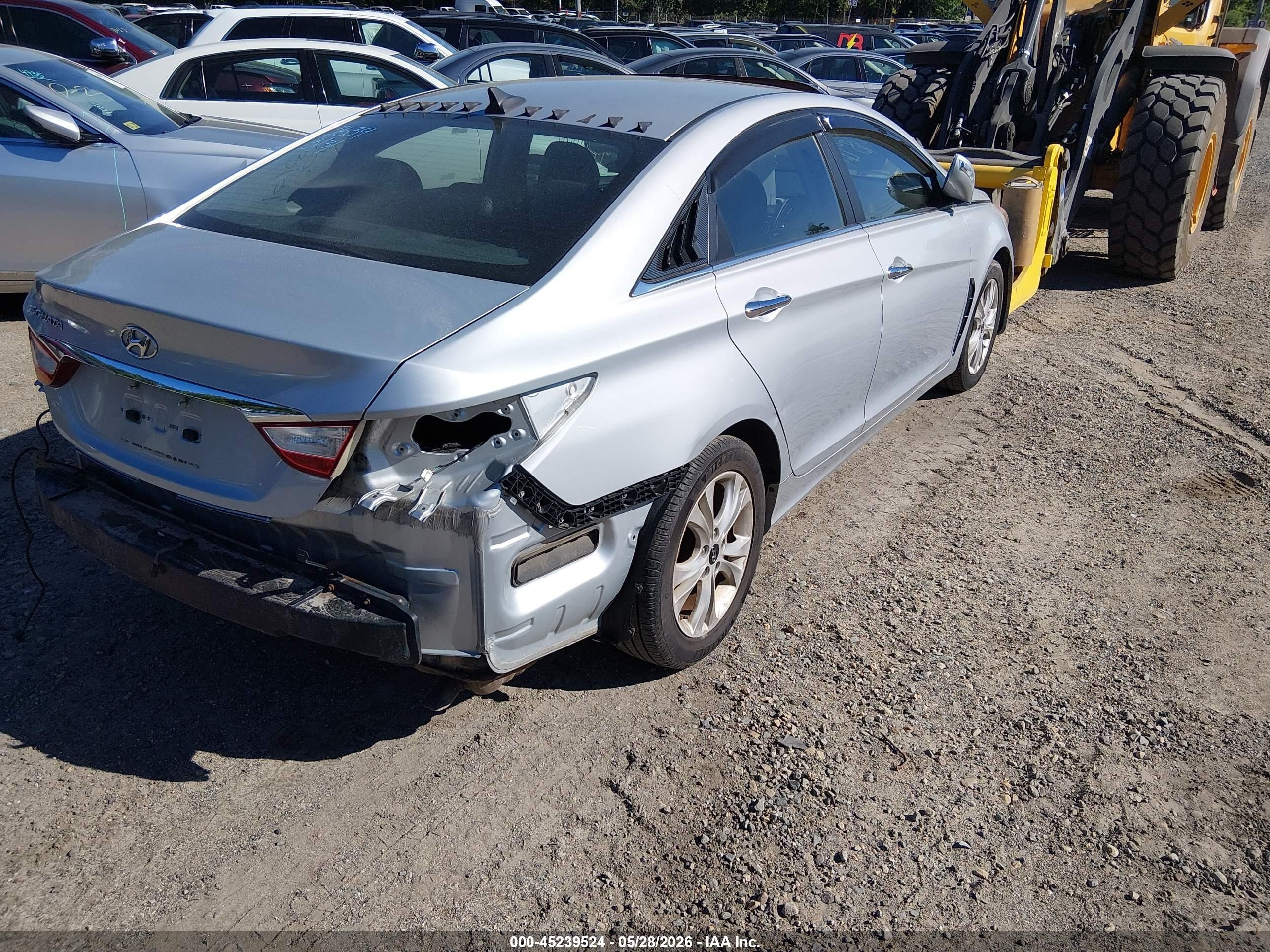 2011 Hyundai Sonata Limited Серебряный vin: 5NPEC4AC2BH080906