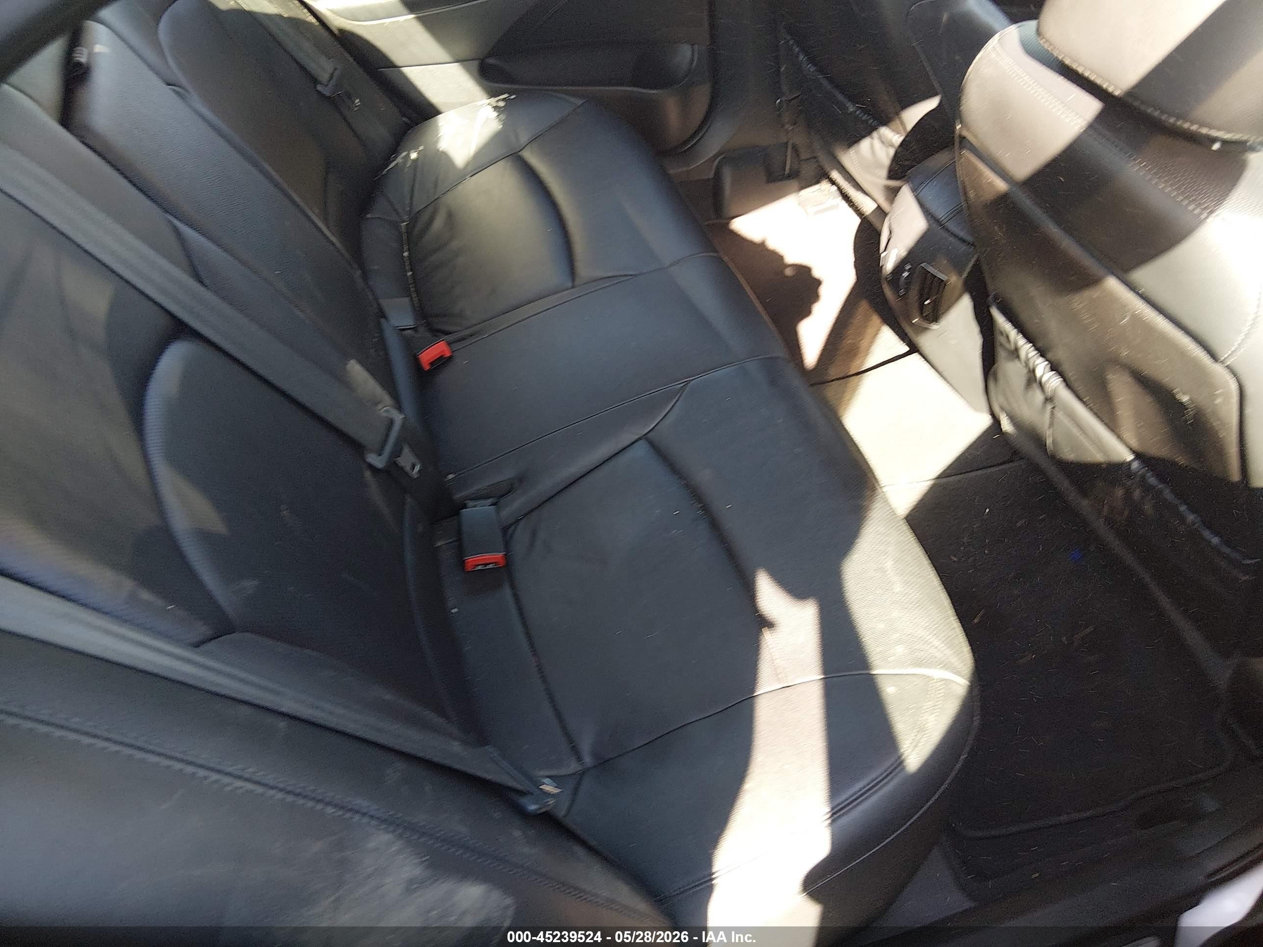 2011 Hyundai Sonata Limited Серебряный vin: 5NPEC4AC2BH080906