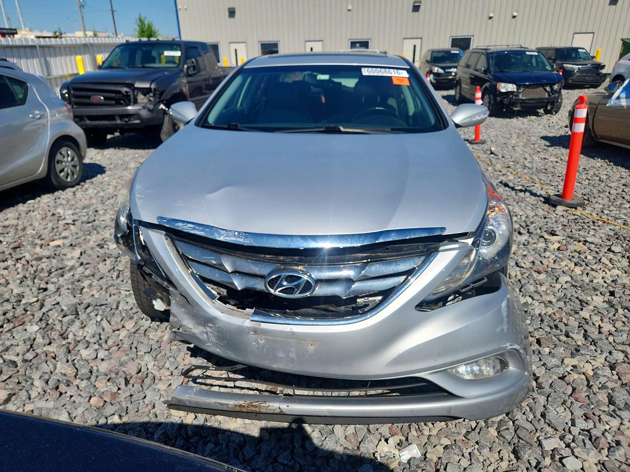 2011 Hyundai Sonata Limited Silver vin: 5NPEC4AC2BH122538