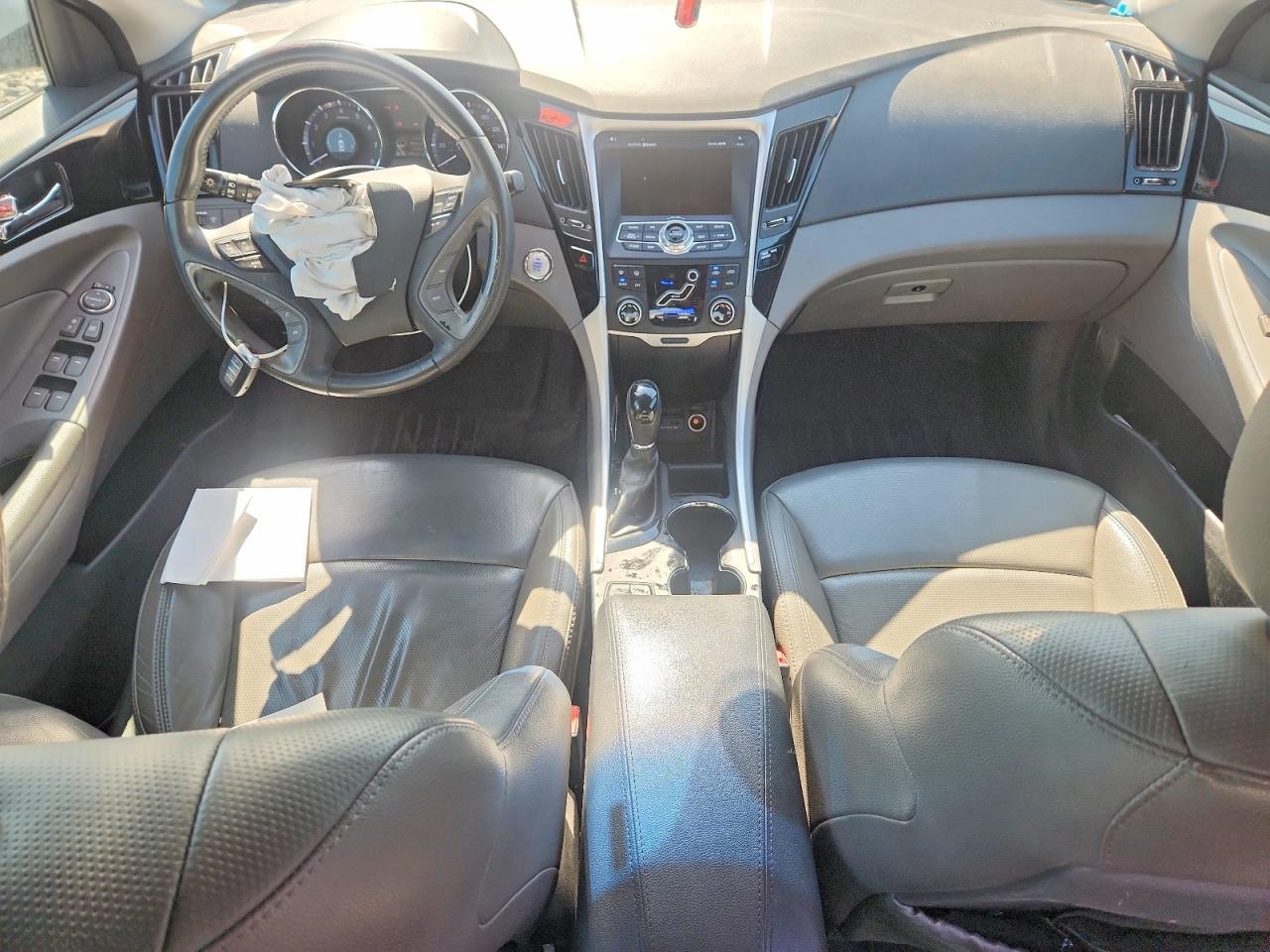 2011 Hyundai Sonata Limited Silver vin: 5NPEC4AC2BH122538