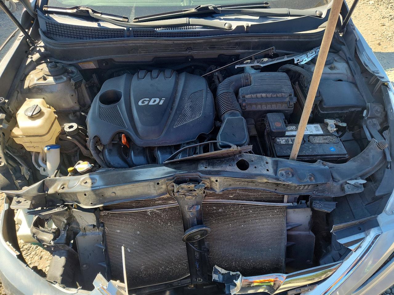 2011 Hyundai Sonata Limited Silver vin: 5NPEC4AC2BH136228