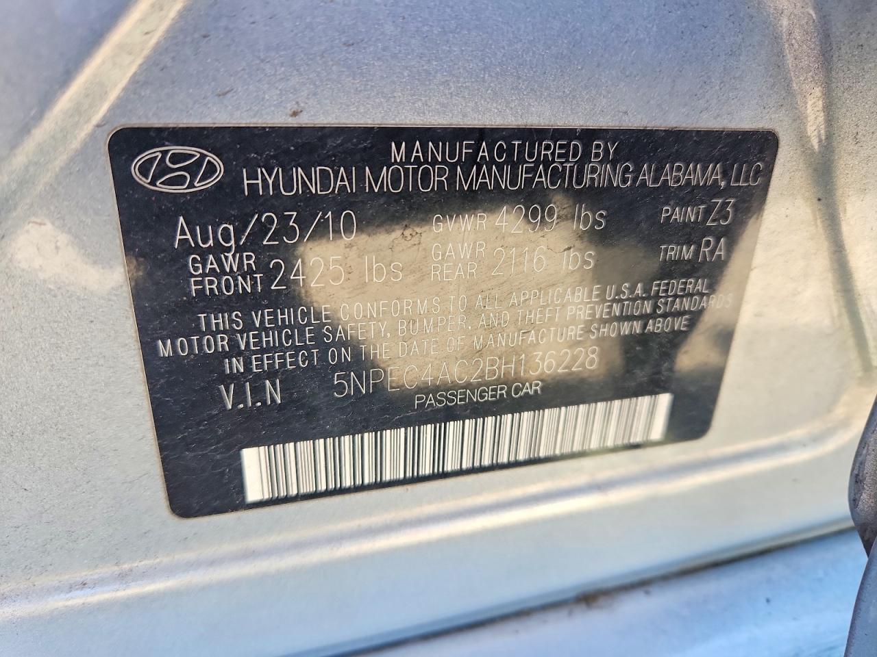 2011 Hyundai Sonata Limited Silver vin: 5NPEC4AC2BH136228