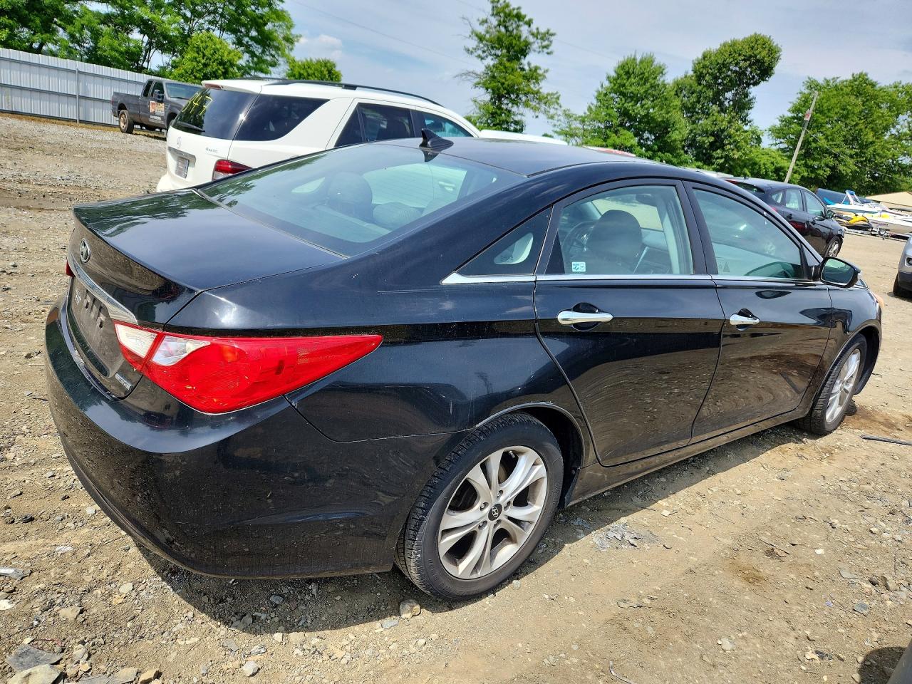 2011 Hyundai Sonata Limited Black vin: 5NPEC4AC2BH302599