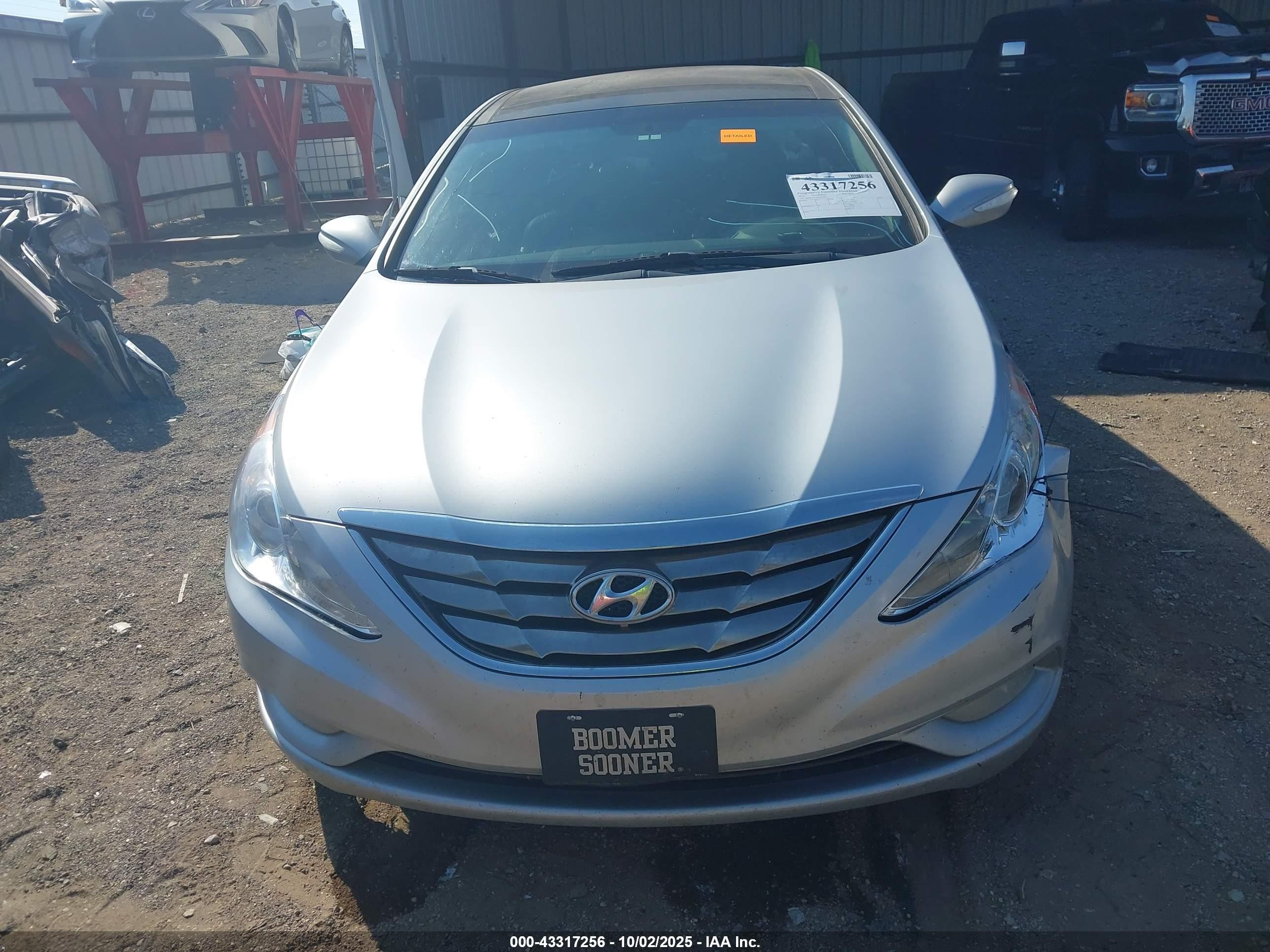 2012 Hyundai Sonata Limited Silver vin: 5NPEC4AC2CH367339