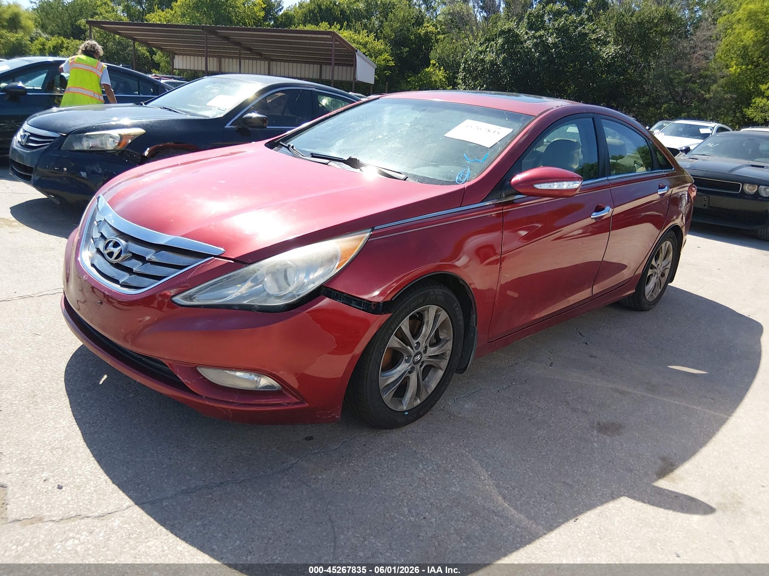 2013 Hyundai Sonata Limited Burgundy vin: 5NPEC4AC2DH520223