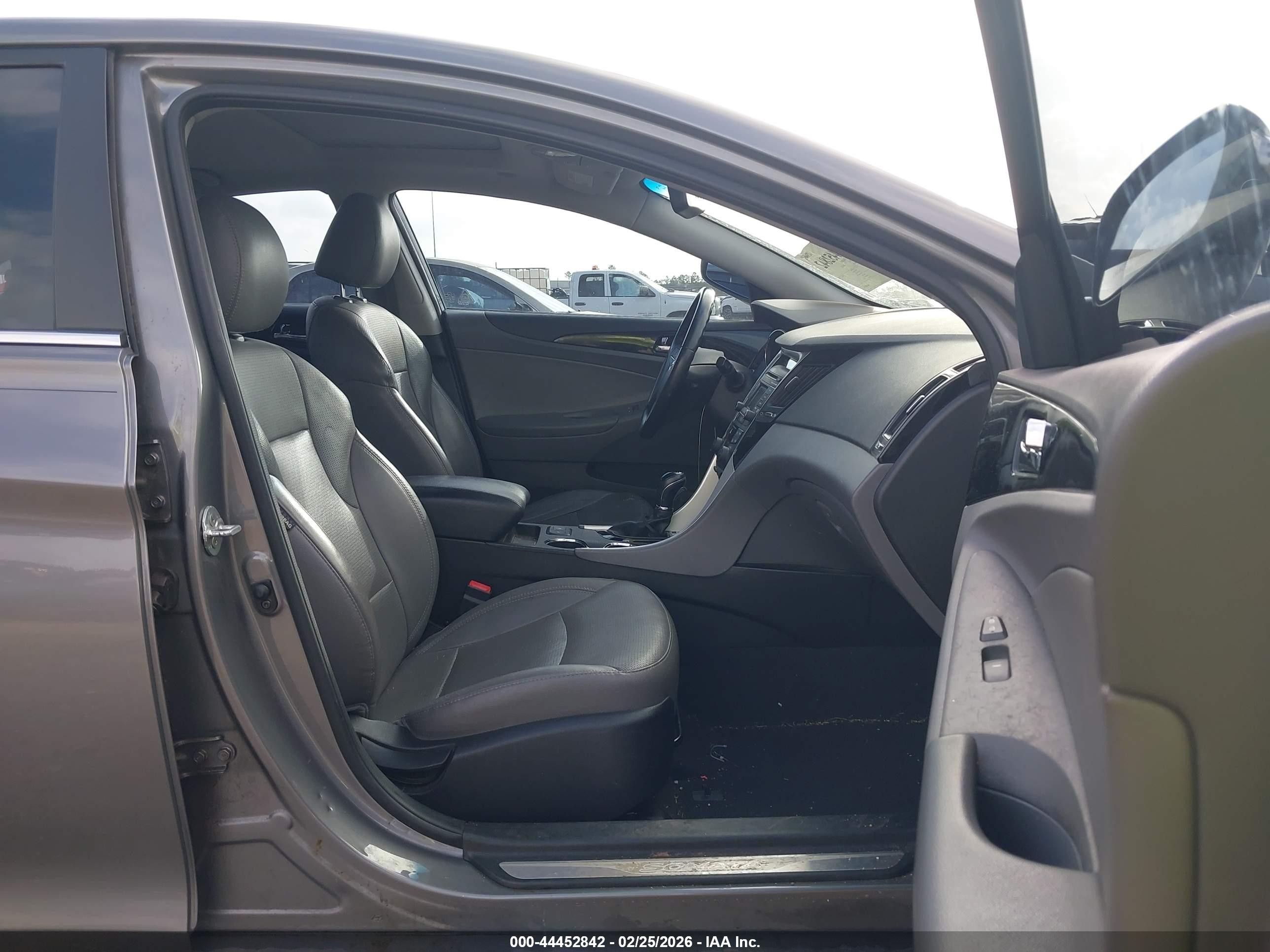 2014 Hyundai Sonata Limited Tan vin: 5NPEC4AC2EH817252