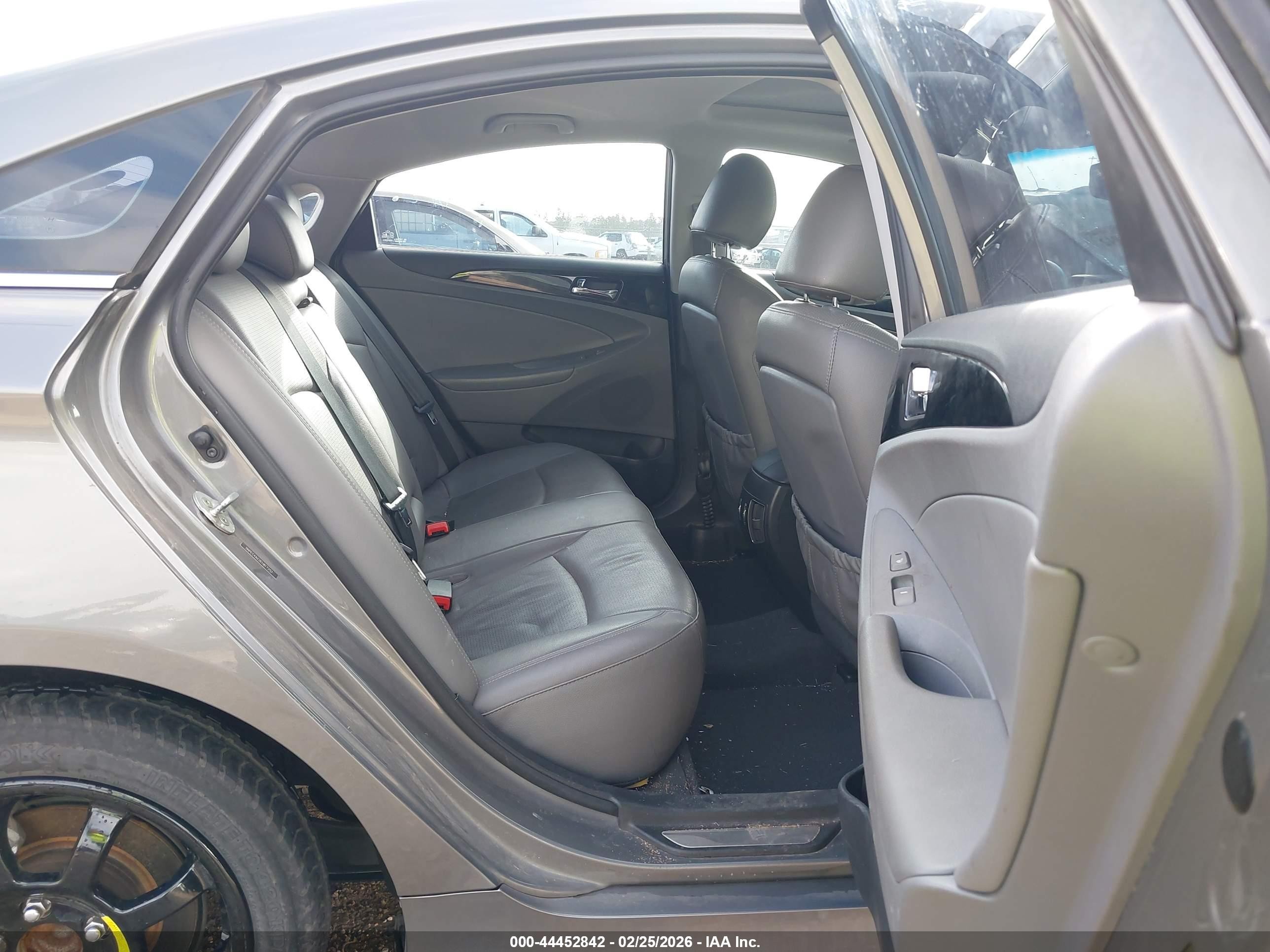 2014 Hyundai Sonata Limited Tan vin: 5NPEC4AC2EH817252