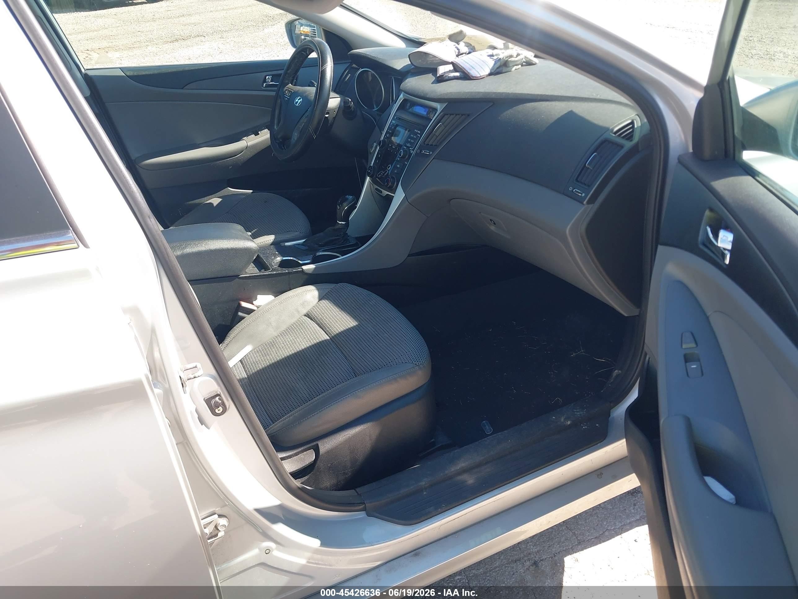 2011 Hyundai Sonata Se Серебряный vin: 5NPEC4AC3BH027728