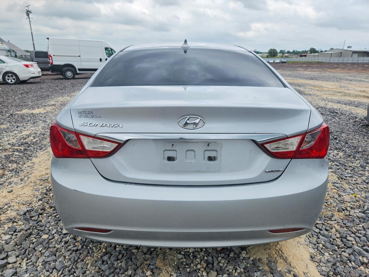 2011 Hyundai Sonata Limited Silver vin: 5NPEC4AC3BH101066