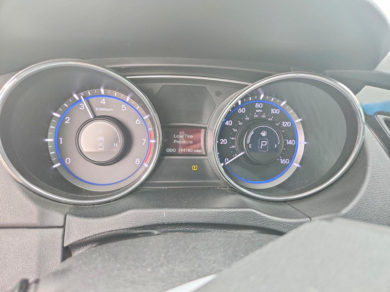 2011 Hyundai Sonata Limited Silver vin: 5NPEC4AC3BH101066