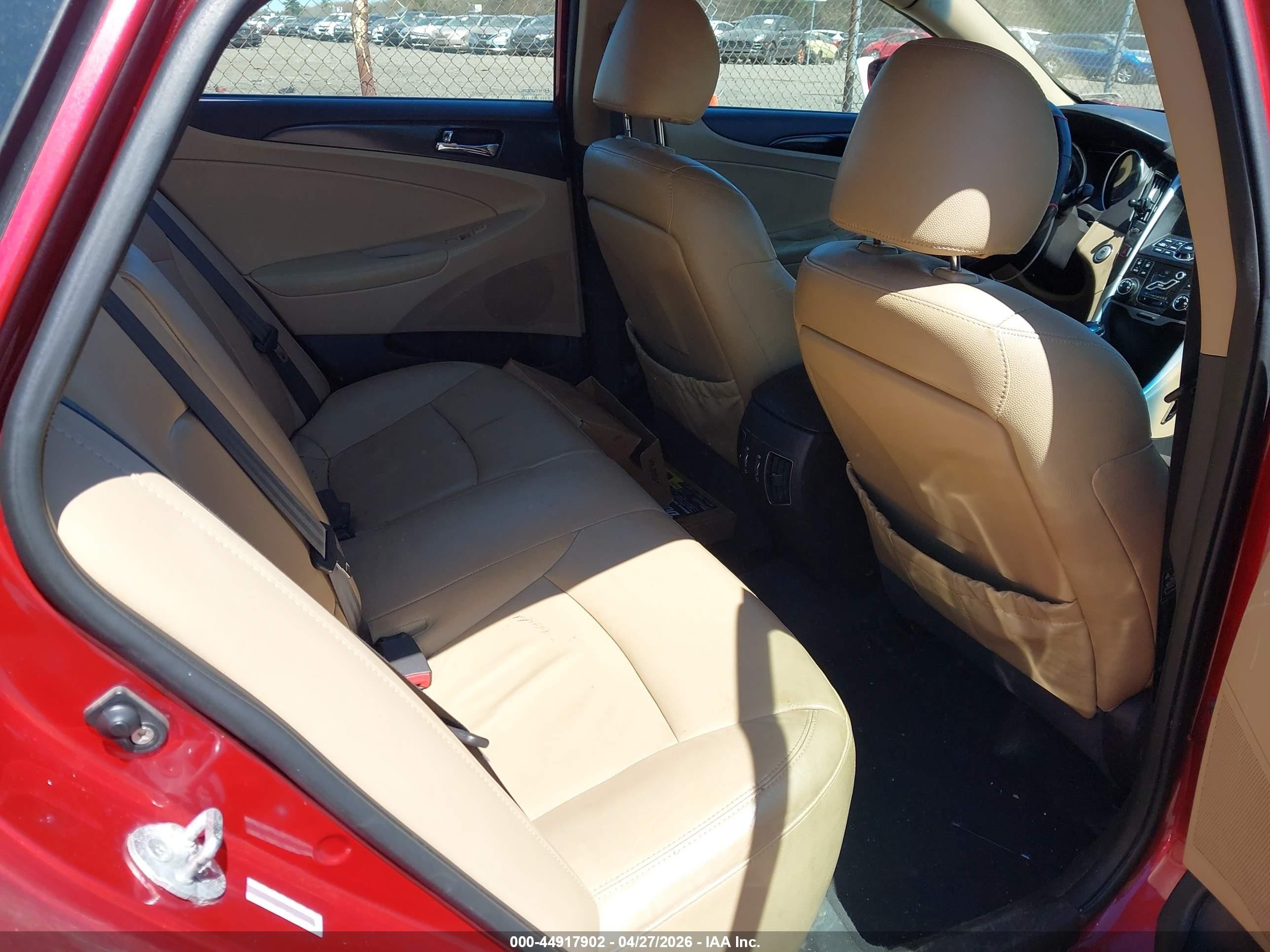 2011 Hyundai Sonata Limited Red vin: 5NPEC4AC3BH110625