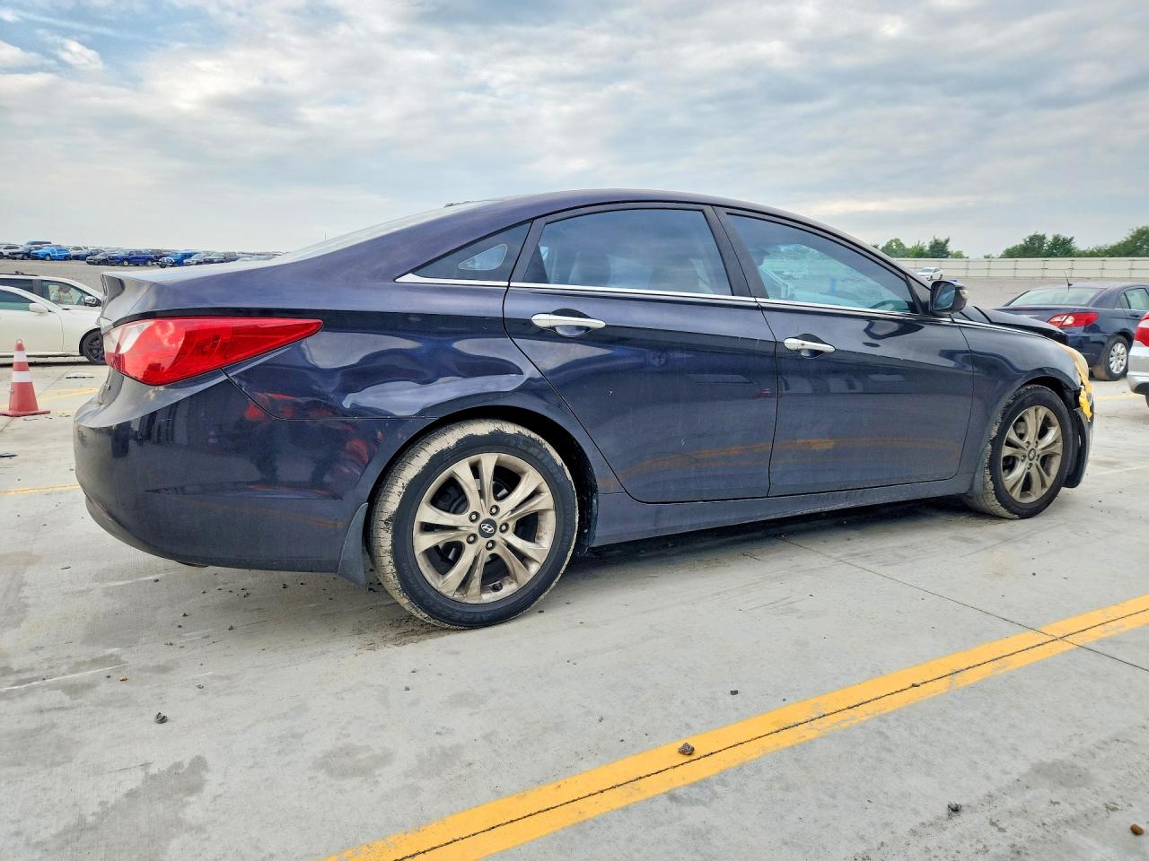 2011 Hyundai Sonata Limited Black vin: 5NPEC4AC3BH128526
