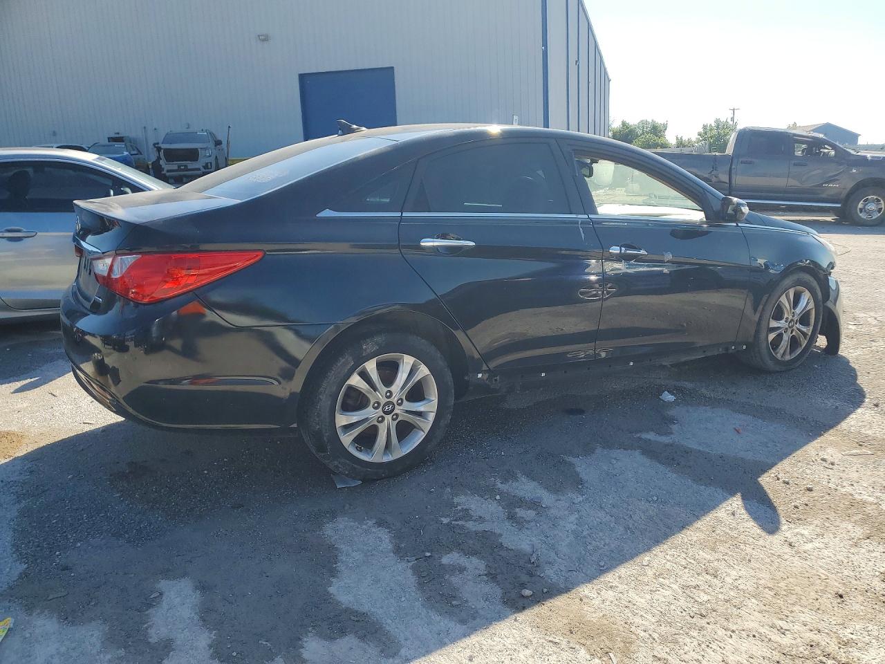 2011 Hyundai Sonata Limited Черный vin: 5NPEC4AC3BH166631