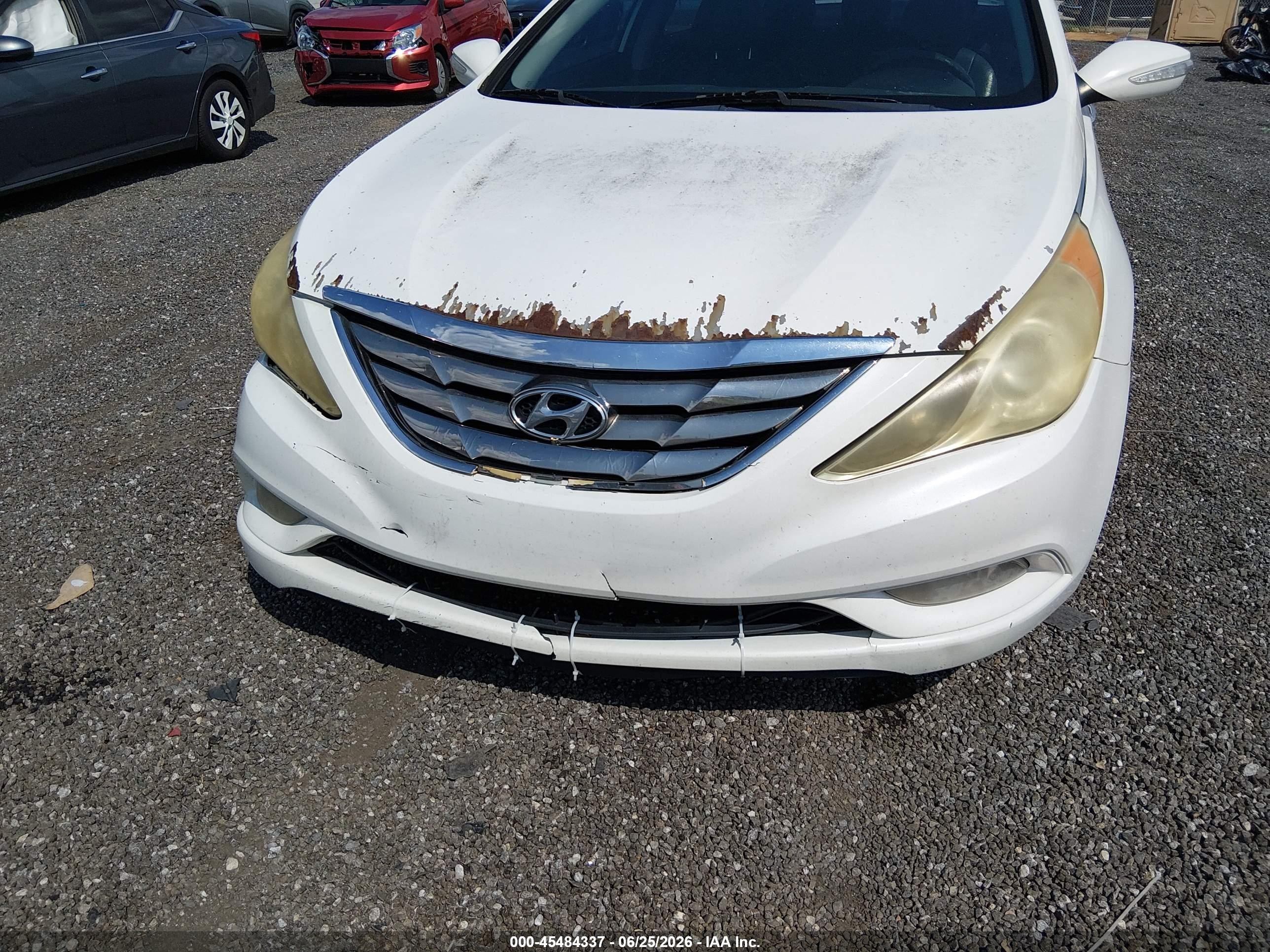 2011 Hyundai Sonata Limited White vin: 5NPEC4AC3BH168248