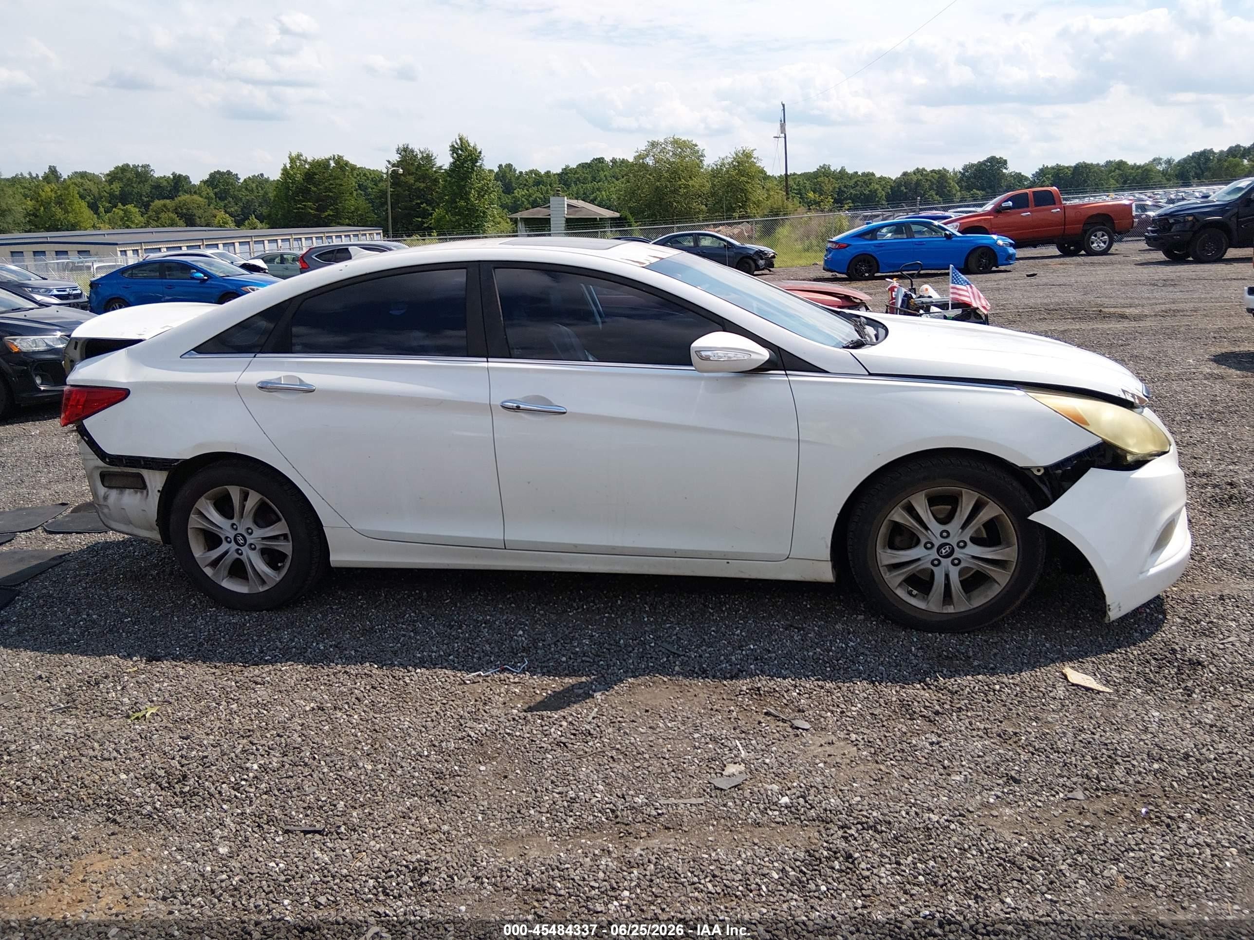 2011 Hyundai Sonata Limited White vin: 5NPEC4AC3BH168248
