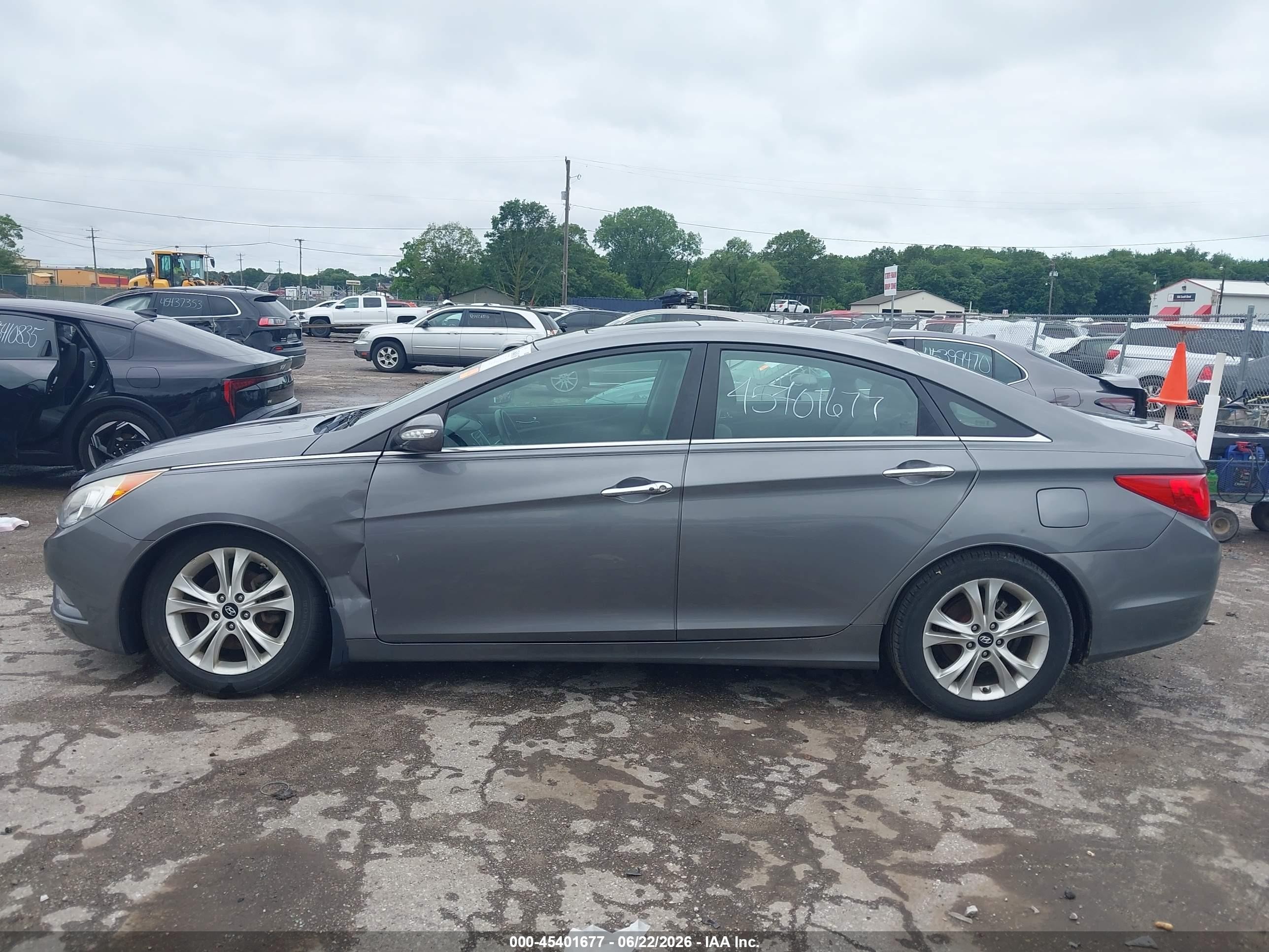 2011 Hyundai Sonata Limited Серый vin: 5NPEC4AC3BH302854