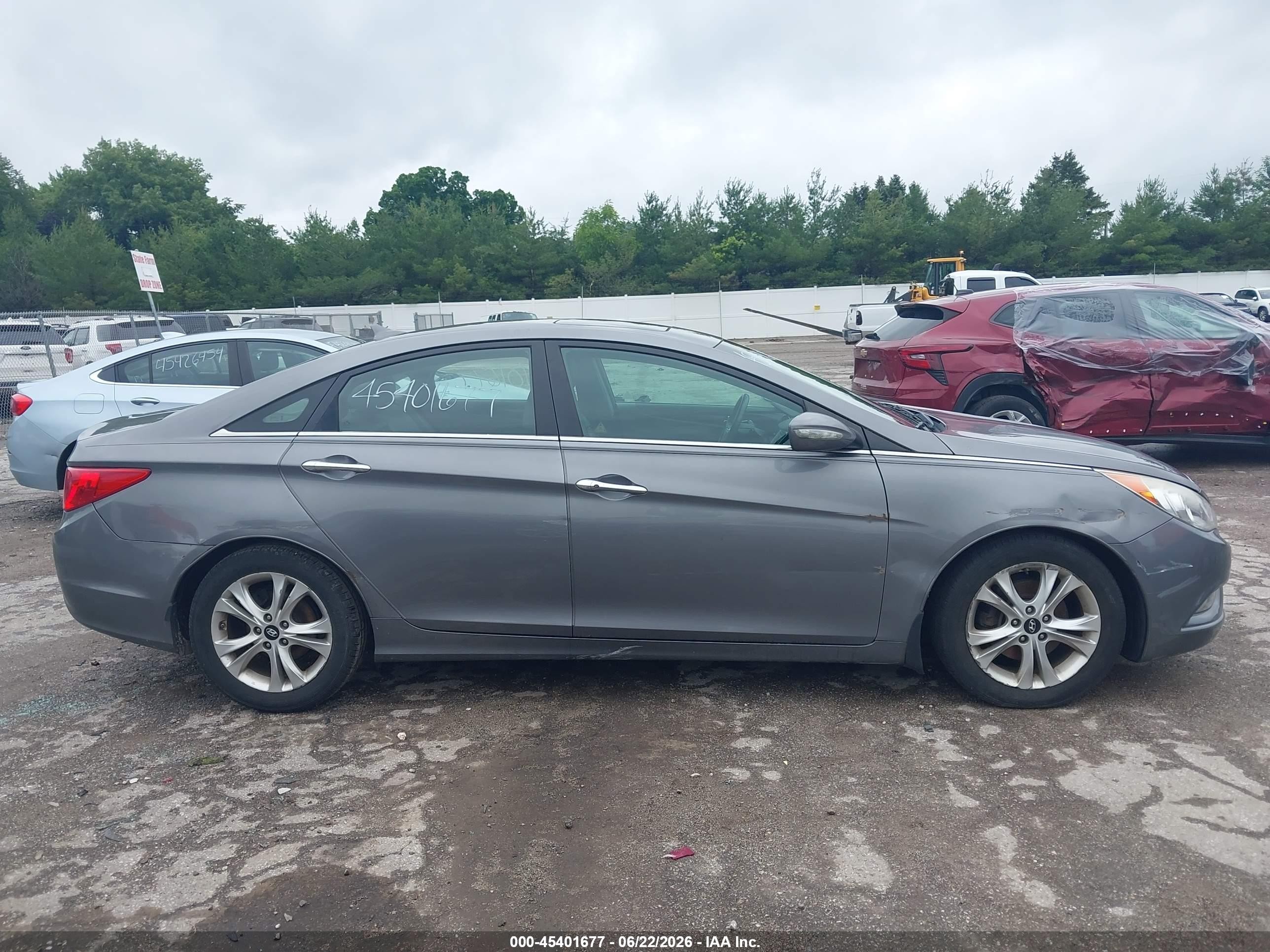 2011 Hyundai Sonata Limited Серый vin: 5NPEC4AC3BH302854
