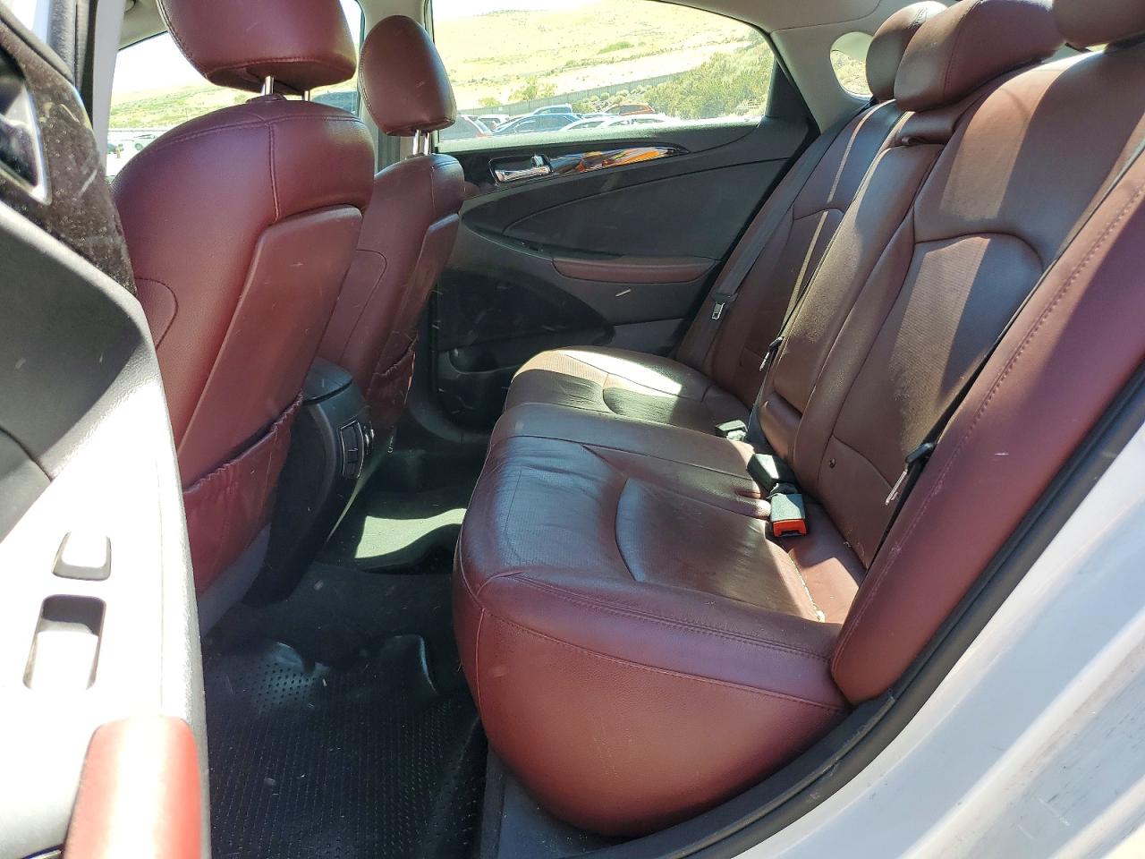 2012 Hyundai Sonata Limited White vin: 5NPEC4AC3CH478210