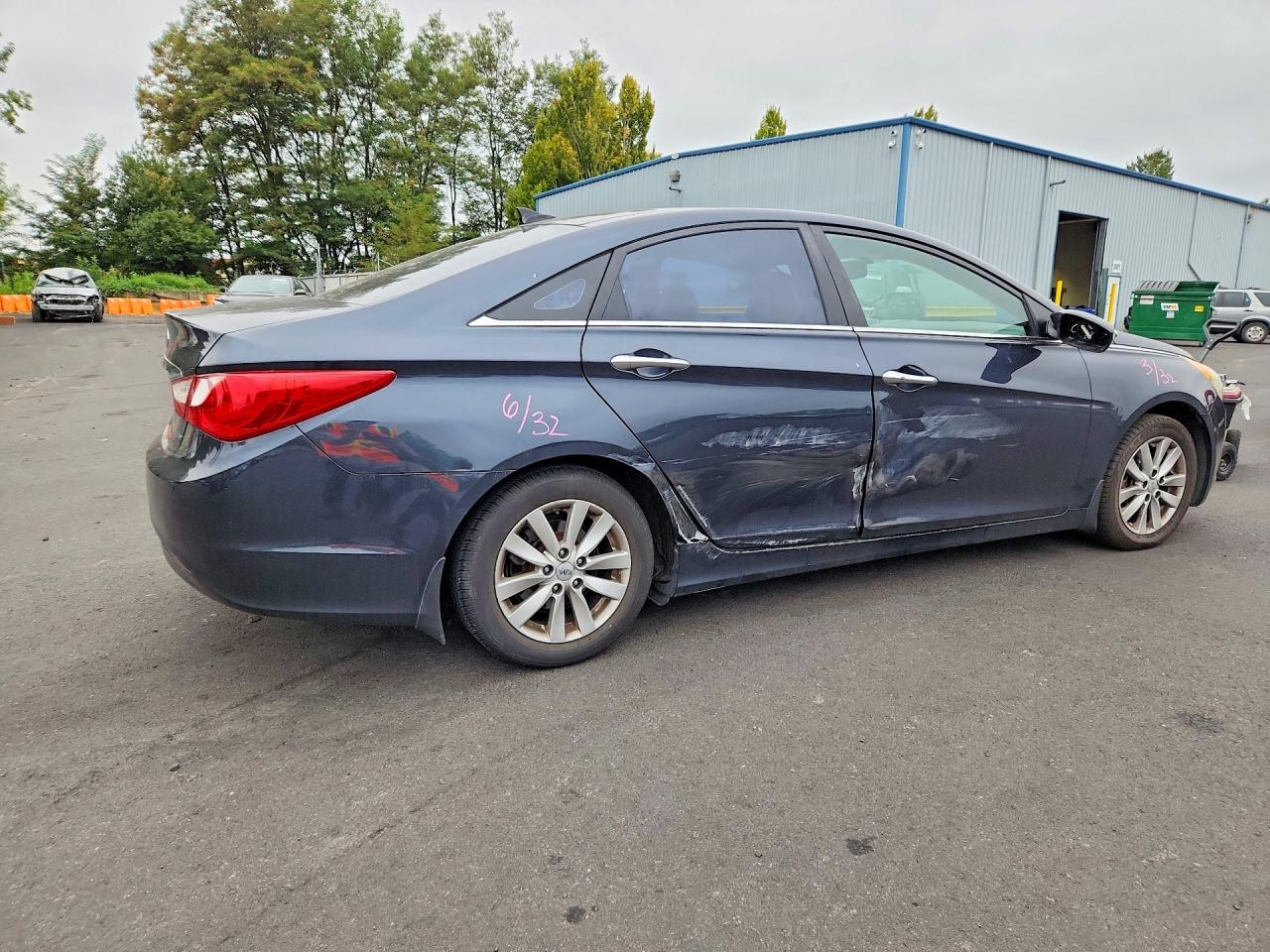2013 Hyundai Sonata Limited Blue vin: 5NPEC4AC3DH534017