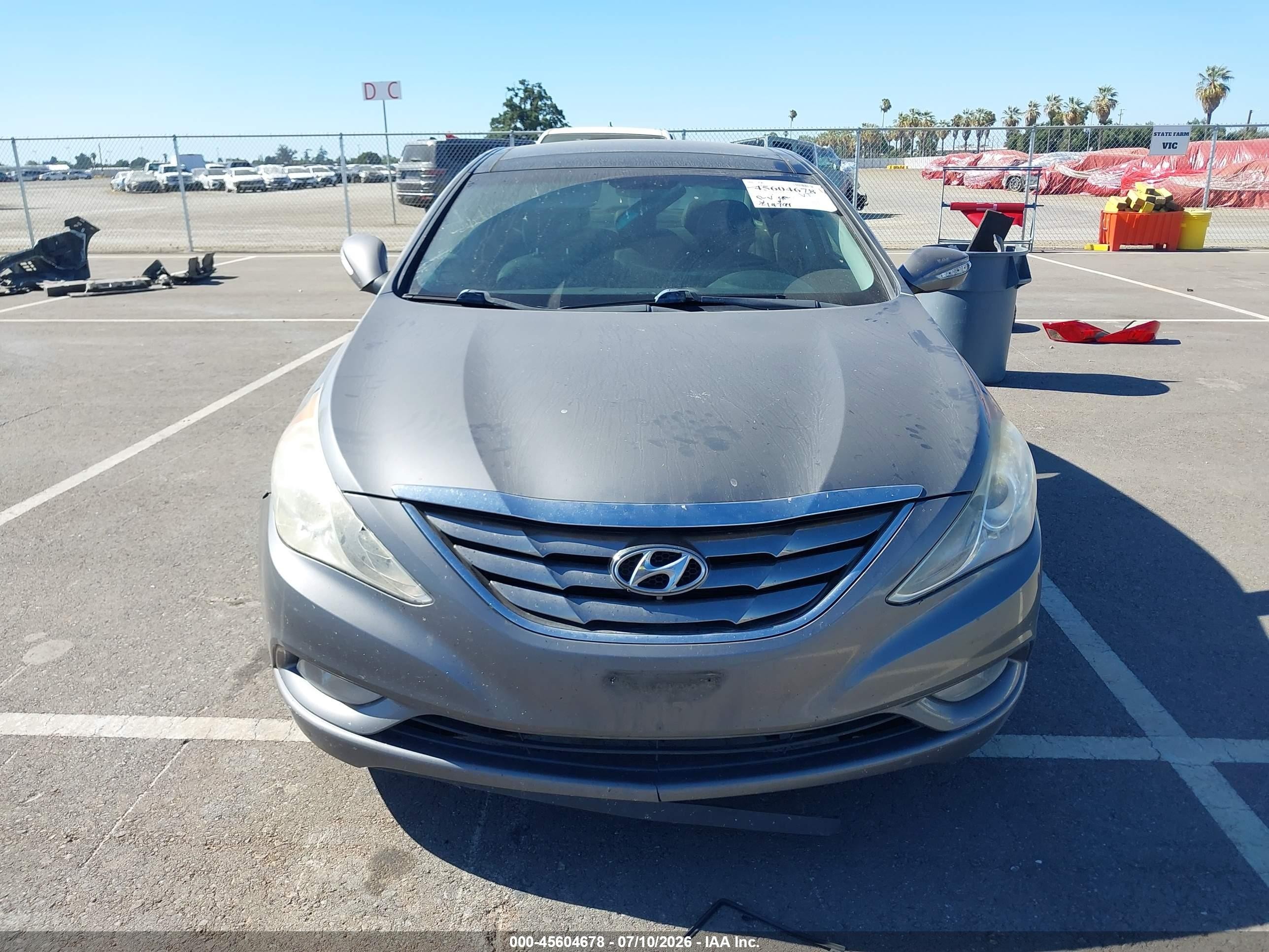2013 Hyundai Sonata Limited Silver vin: 5NPEC4AC3DH549827