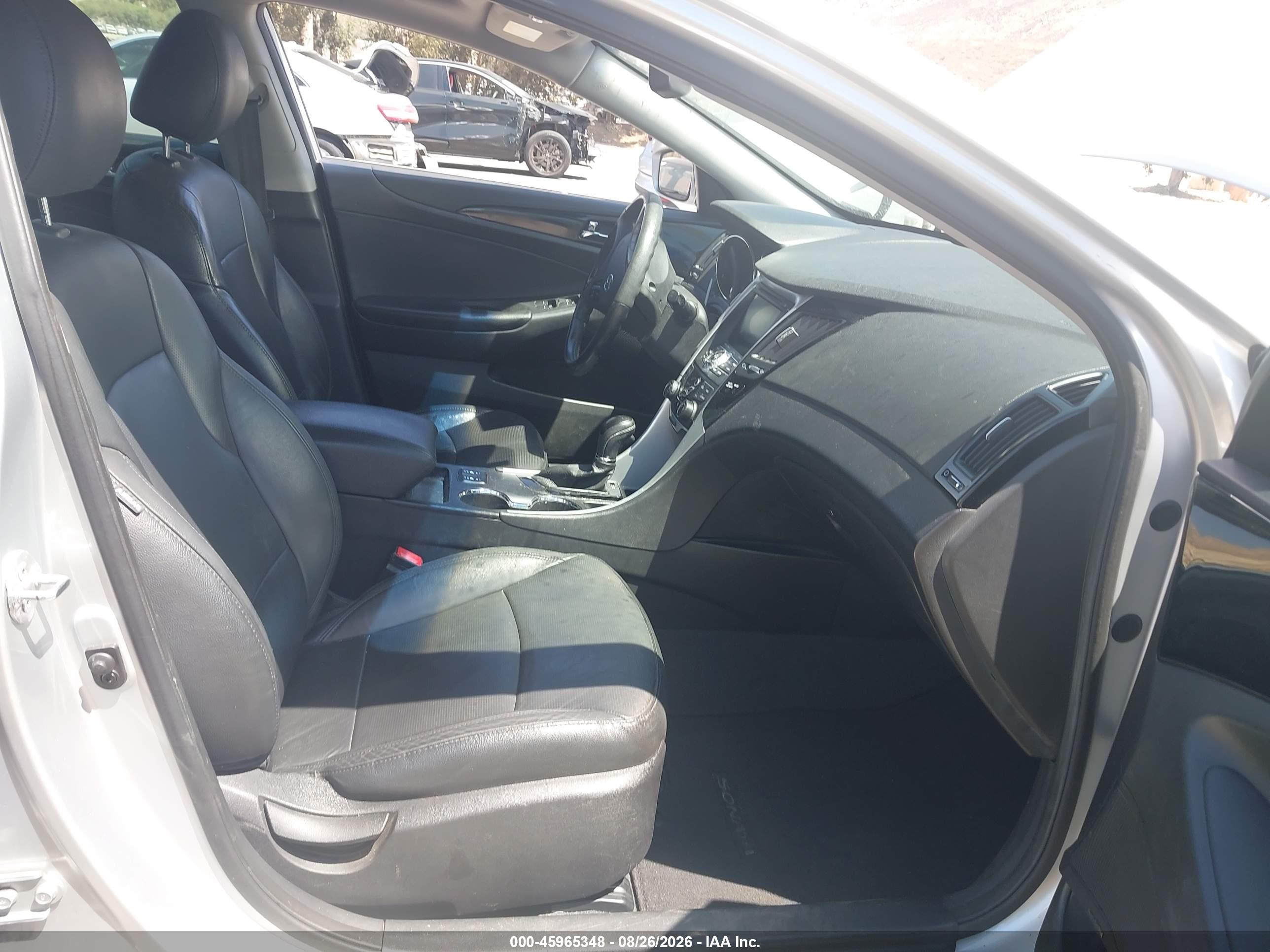 2013 Hyundai Sonata Limited Silver vin: 5NPEC4AC3DH552968
