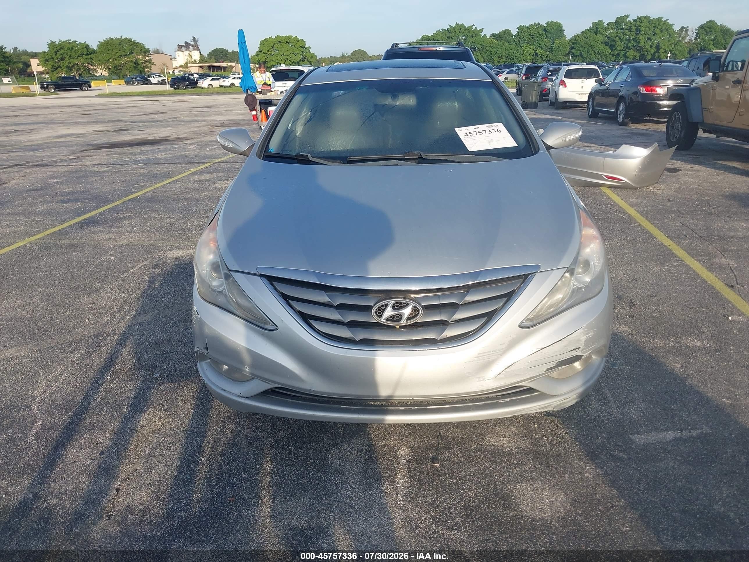 2013 Hyundai Sonata Limited Silver vin: 5NPEC4AC3DH612120