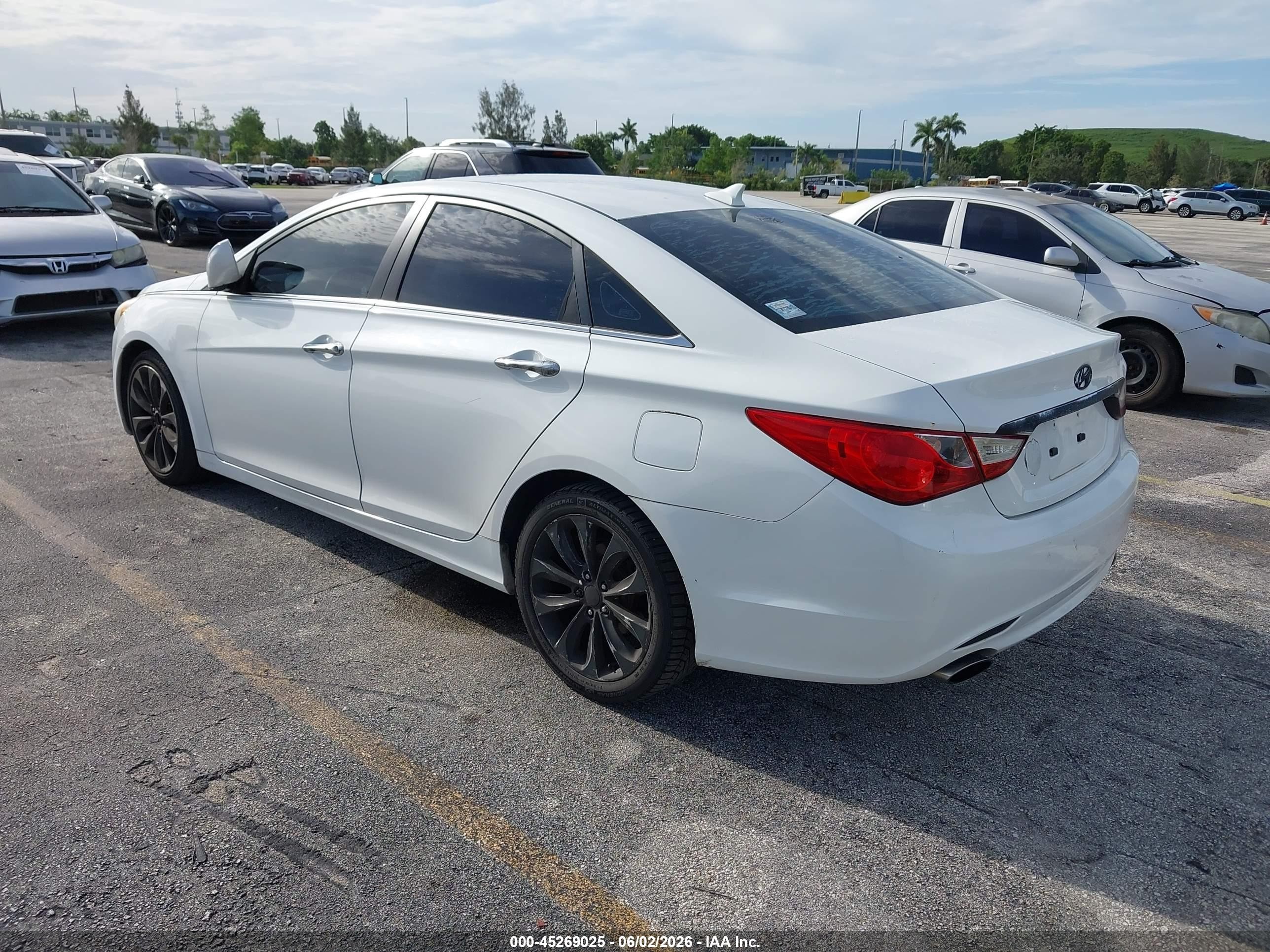 2011 Hyundai Sonata Se White vin: 5NPEC4AC4BH034929