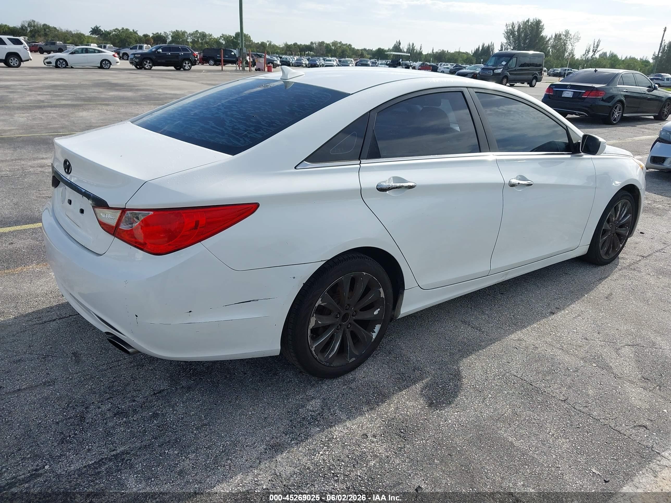 2011 Hyundai Sonata Se White vin: 5NPEC4AC4BH034929