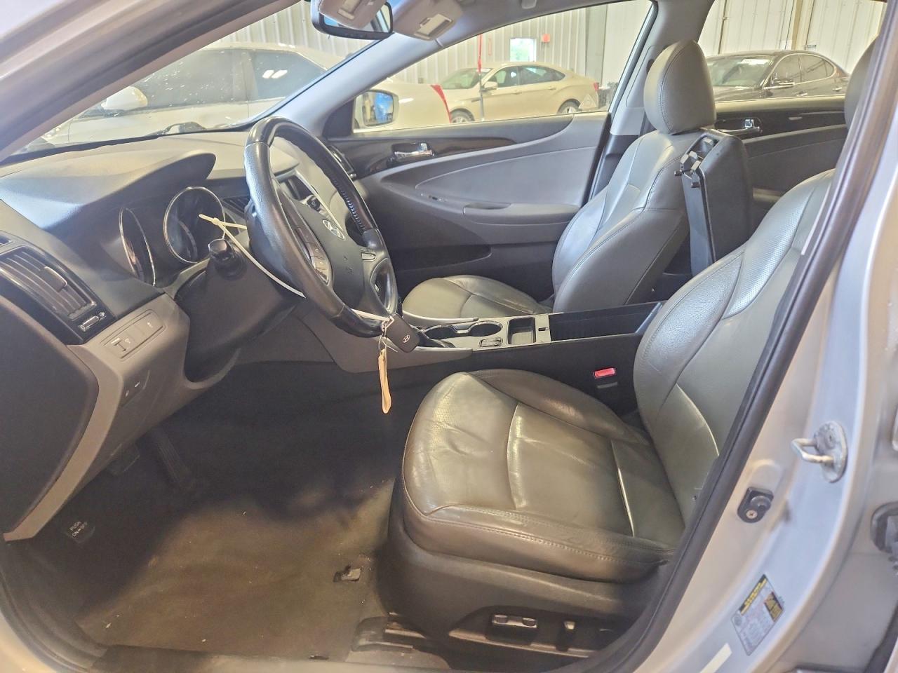 2011 Hyundai Sonata Limited Silver vin: 5NPEC4AC4BH125392