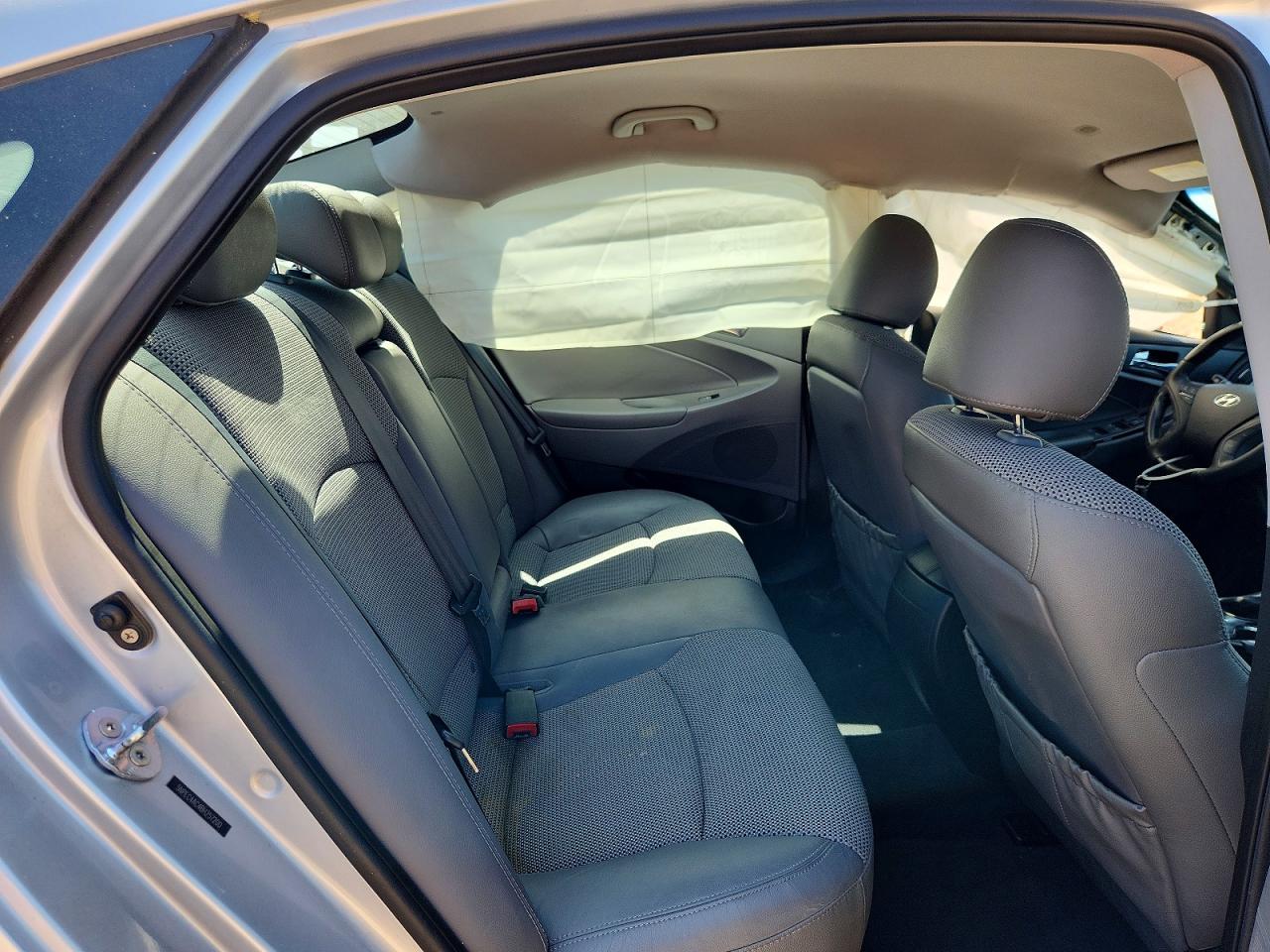 2011 Hyundai Sonata Se Silver vin: 5NPEC4AC4BH257200