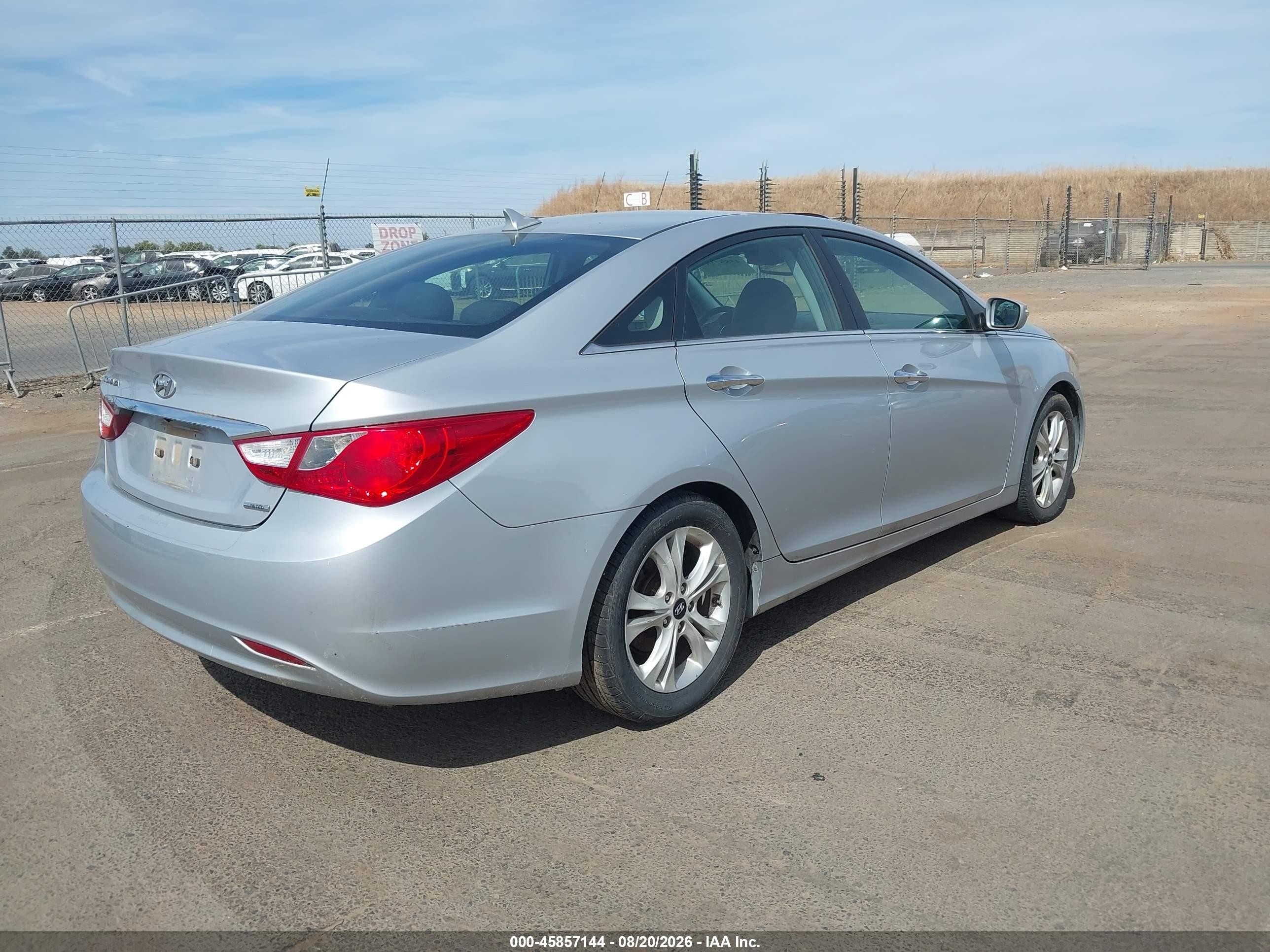 2011 Hyundai Sonata Limited Серебряный vin: 5NPEC4AC4BH260386