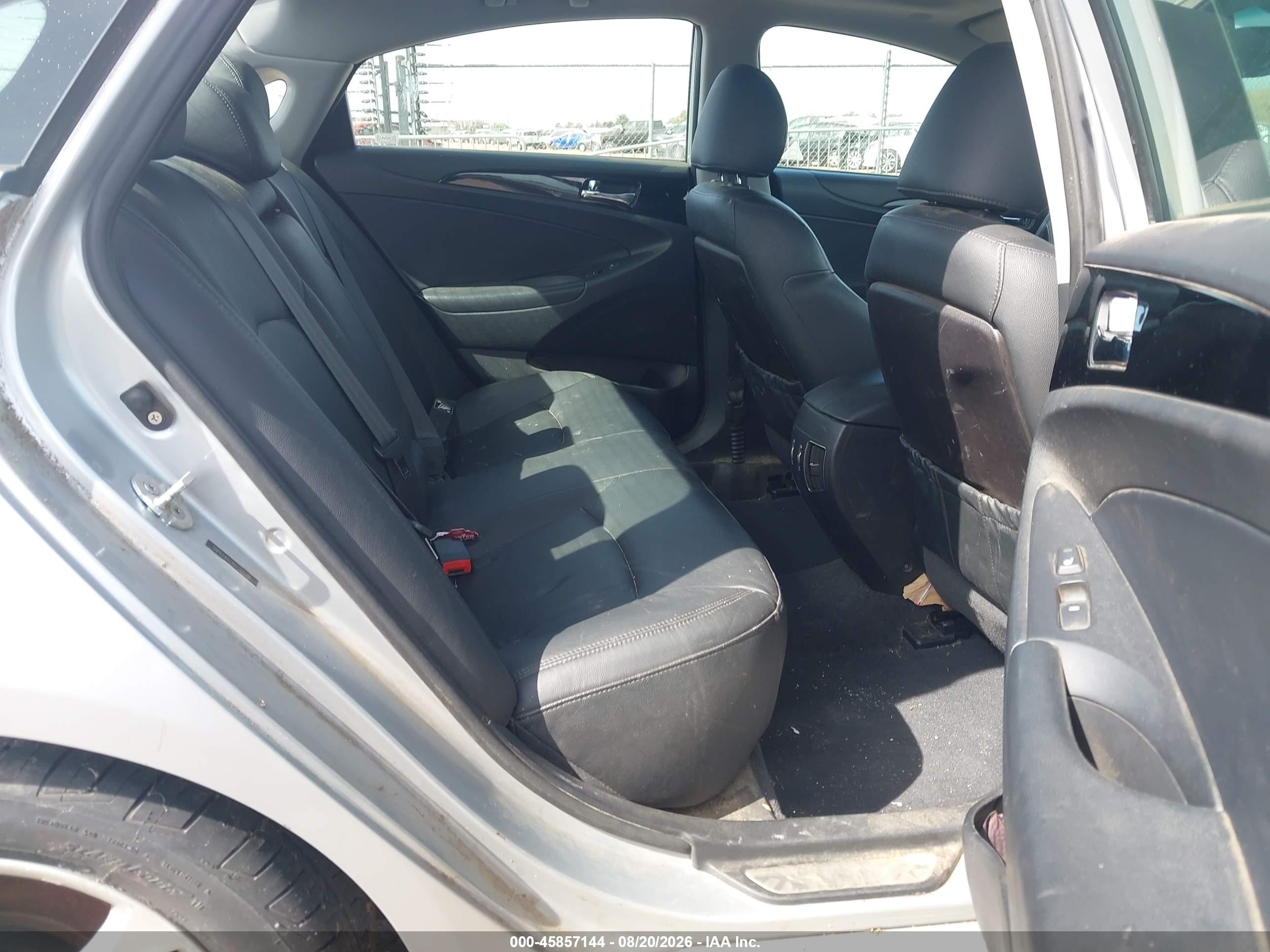 2011 Hyundai Sonata Limited Серебряный vin: 5NPEC4AC4BH260386