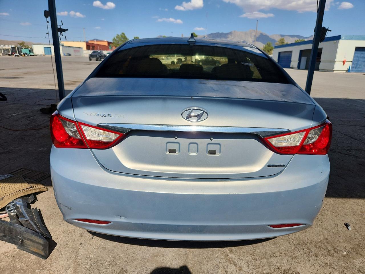 2011 Hyundai Sonata Limited Blue vin: 5NPEC4AC4BH289614