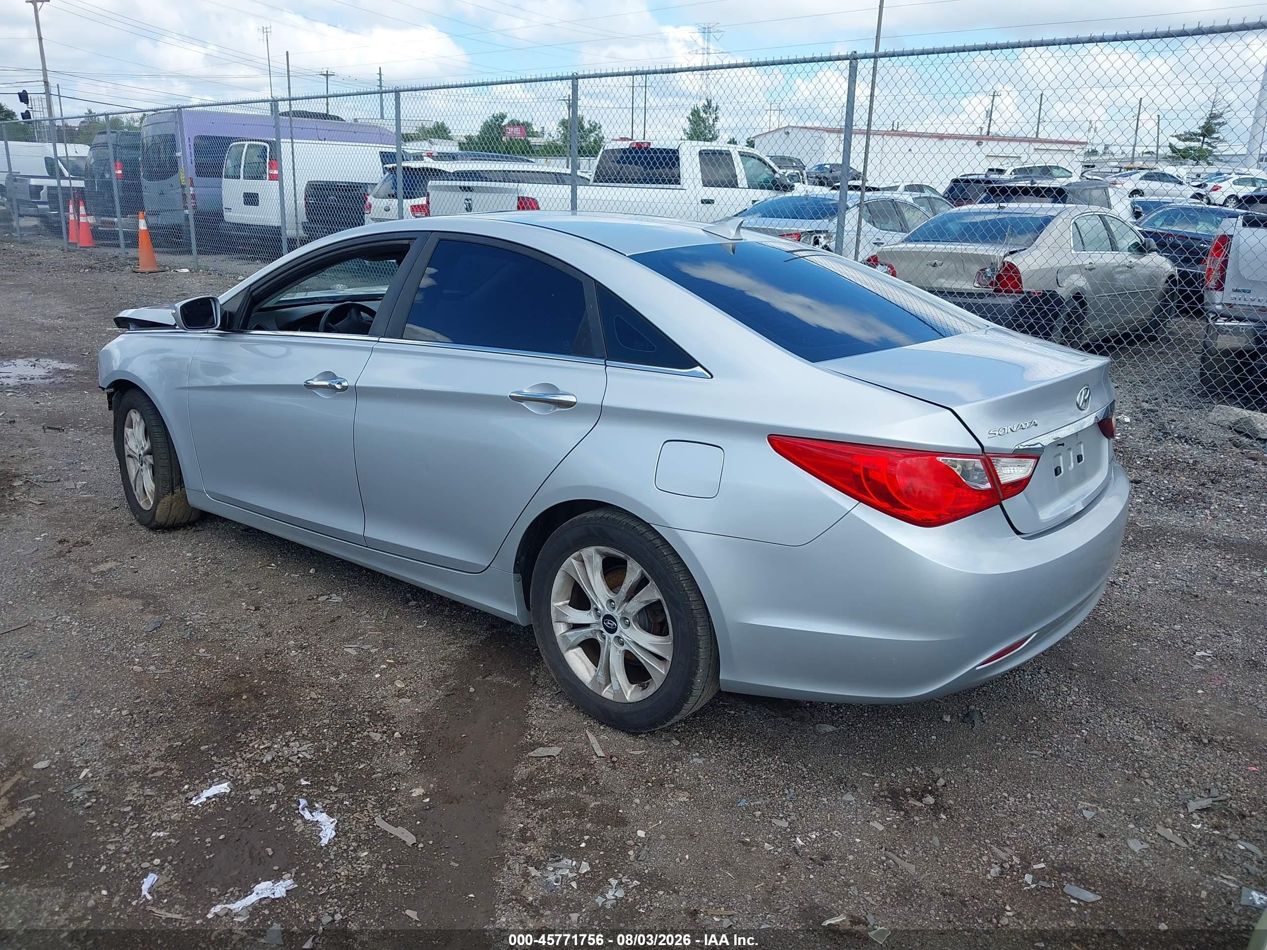 2011 Hyundai Sonata Limited Silver vin: 5NPEC4AC4BH303611