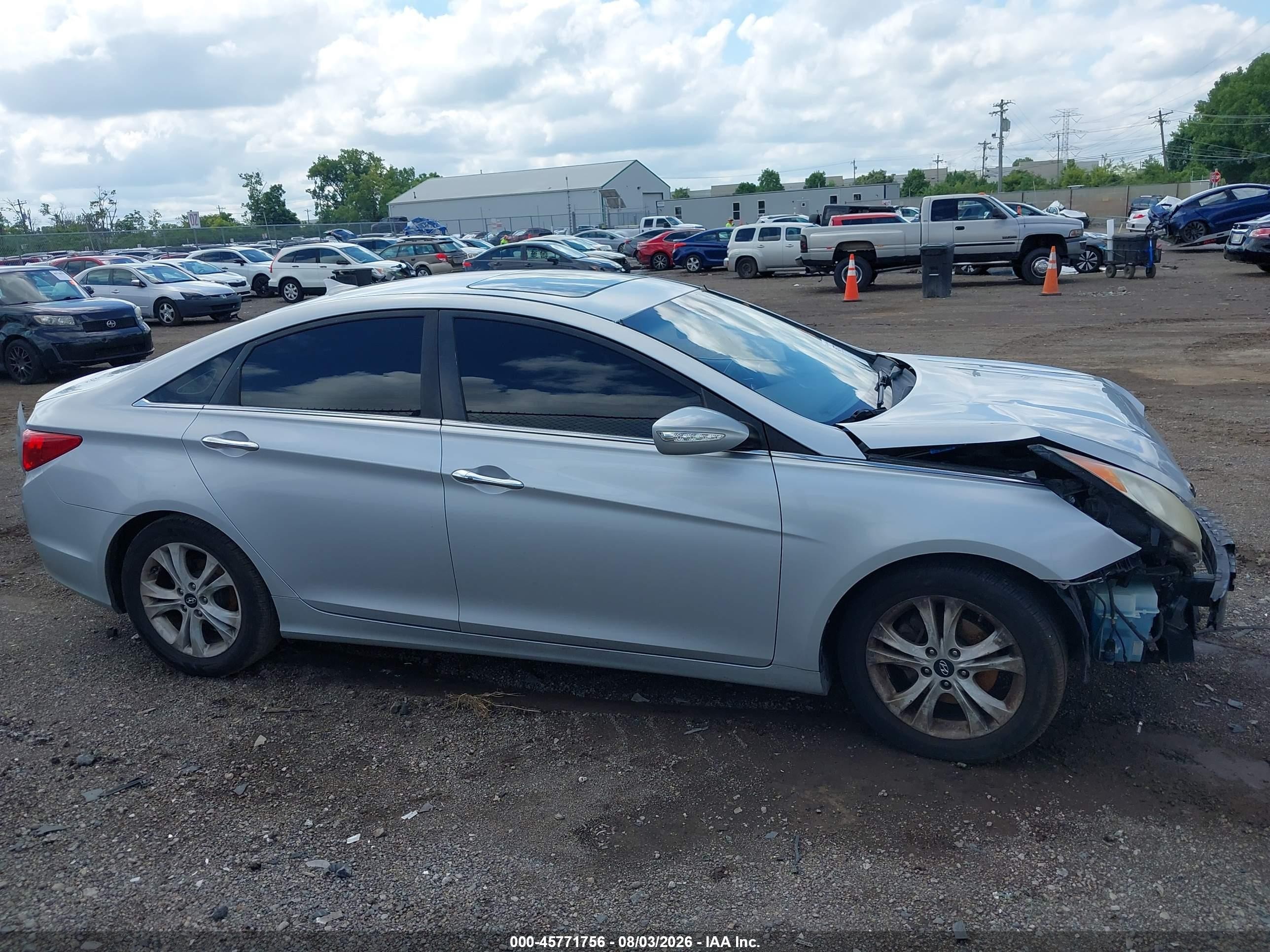 2011 Hyundai Sonata Limited Silver vin: 5NPEC4AC4BH303611