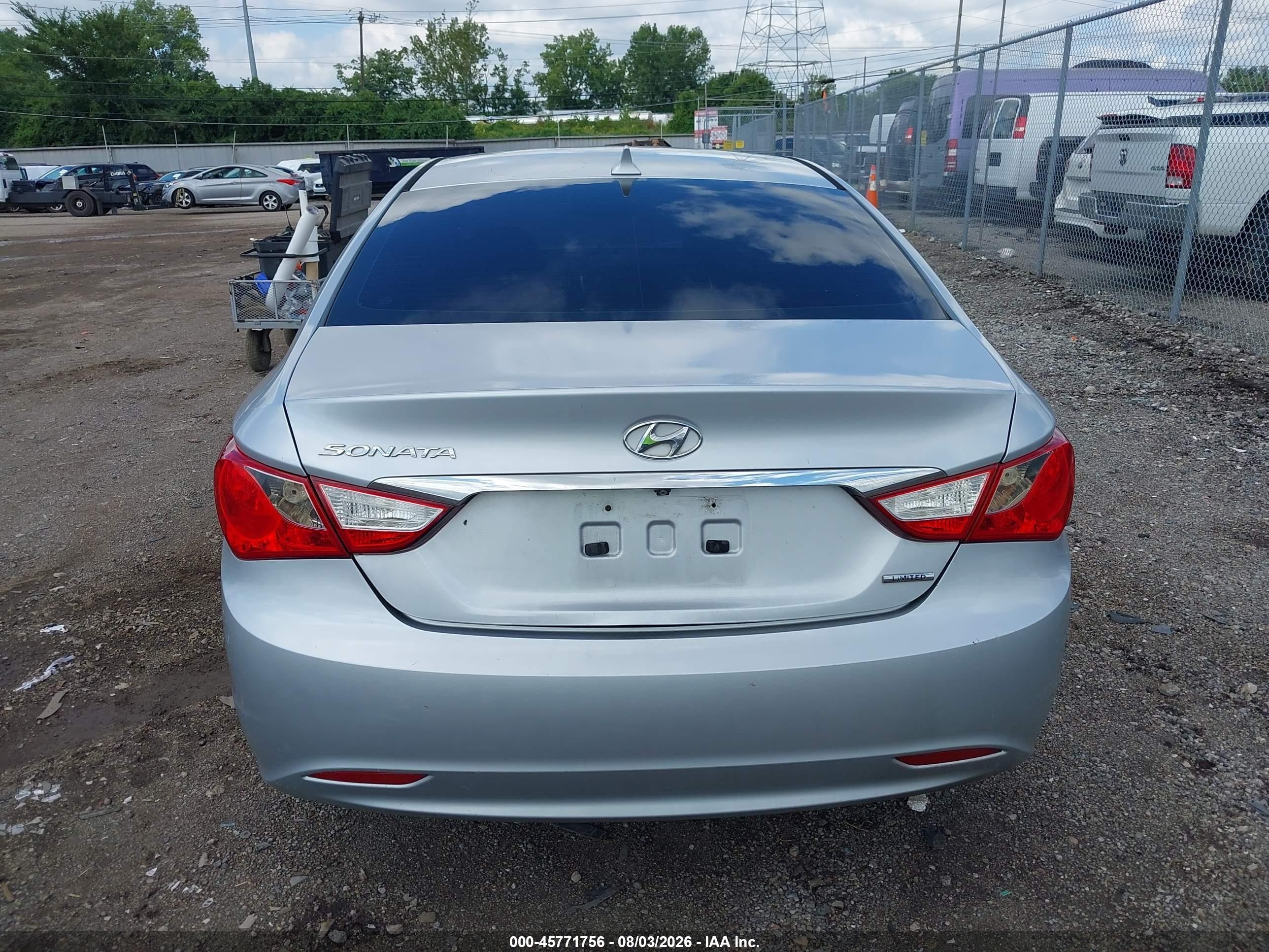 2011 Hyundai Sonata Limited Silver vin: 5NPEC4AC4BH303611