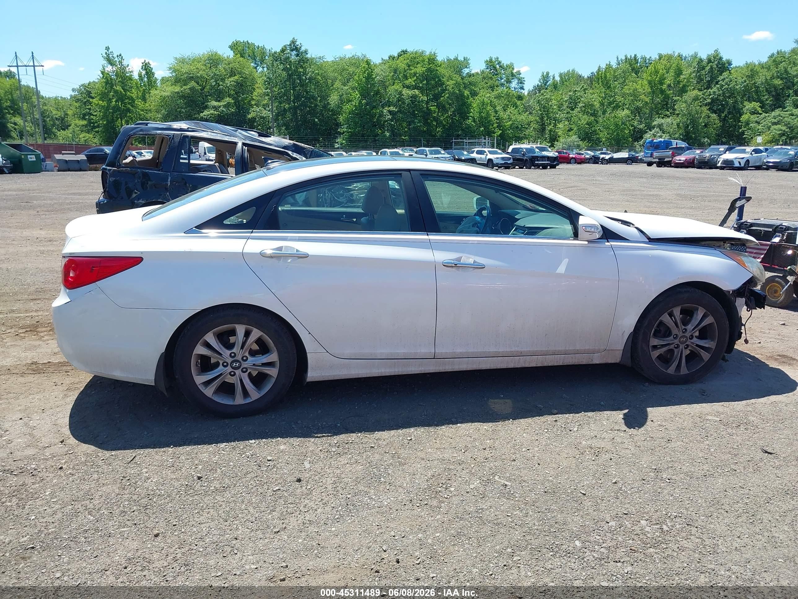 2012 Hyundai Sonata Limited White vin: 5NPEC4AC4CH379184