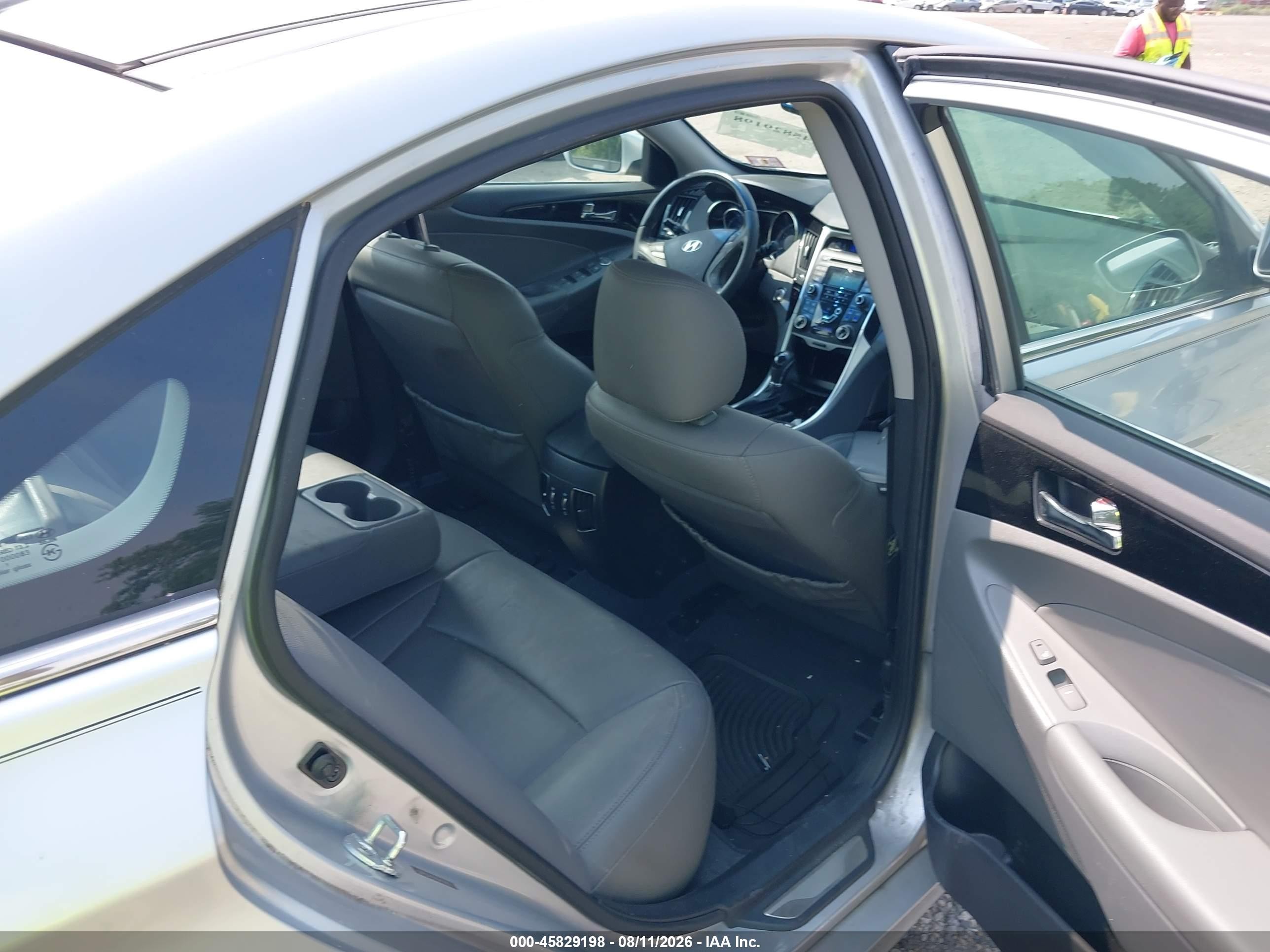 2012 Hyundai Sonata Limited Silver vin: 5NPEC4AC4CH421952