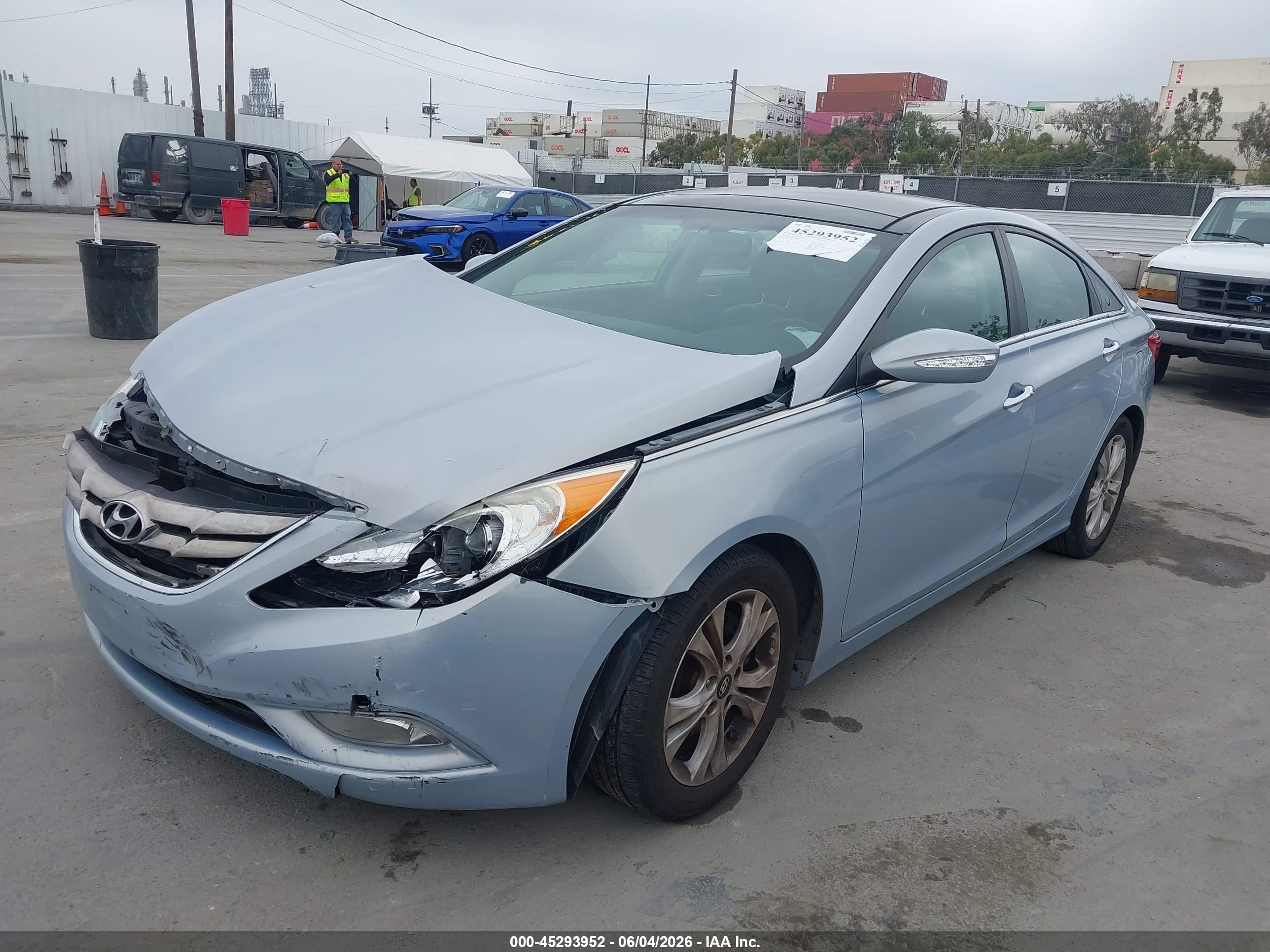 2013 Hyundai Sonata Limited Light Blue vin: 5NPEC4AC4DH567558