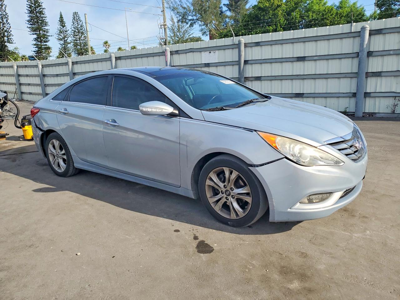 2013 Hyundai Sonata Limited Blue vin: 5NPEC4AC4DH577717
