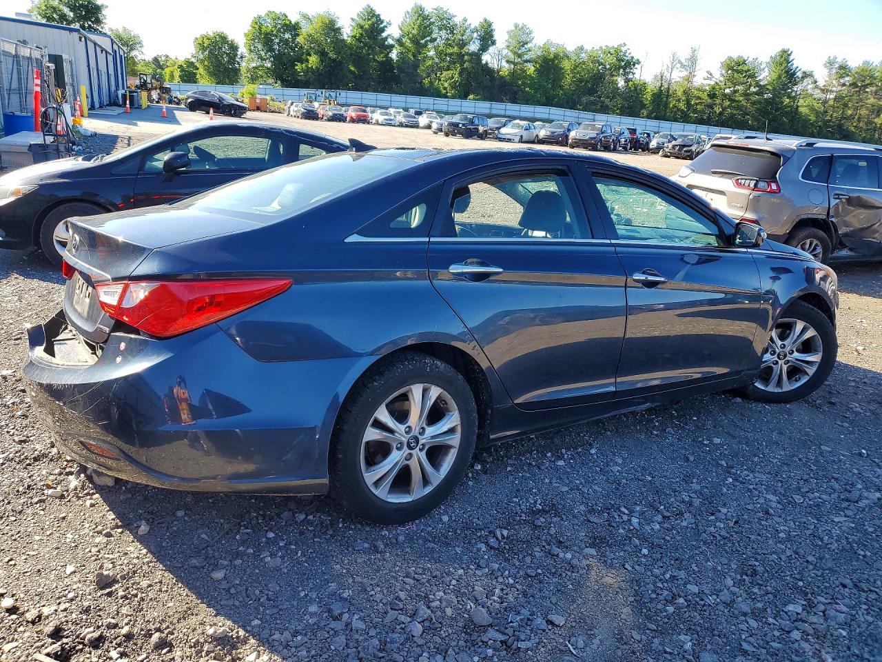 2013 Hyundai Sonata Limited Blue vin: 5NPEC4AC4DH674870