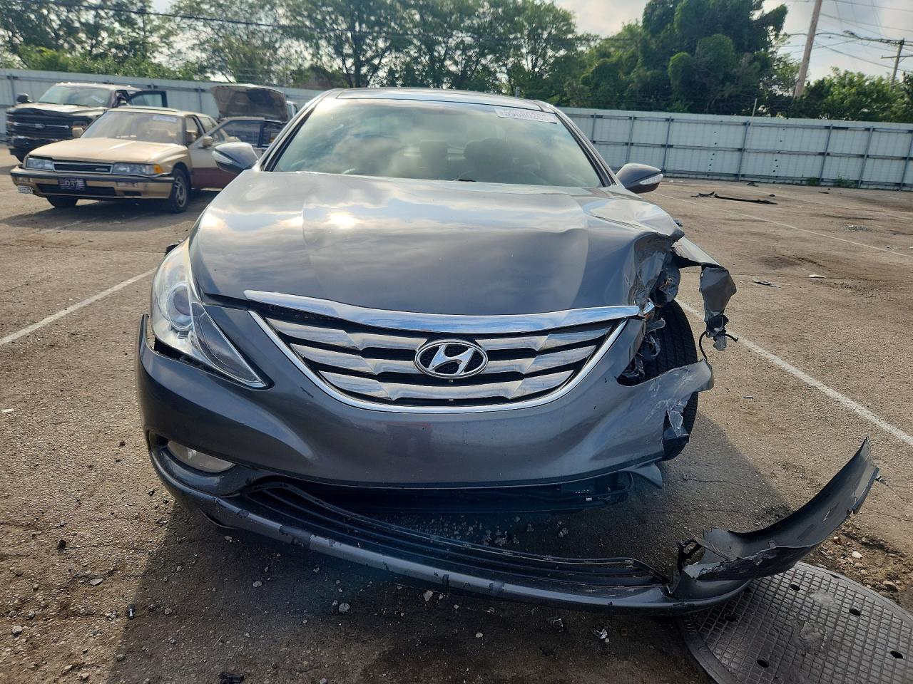 2013 Hyundai Sonata Limited Silver vin: 5NPEC4AC4DH686064