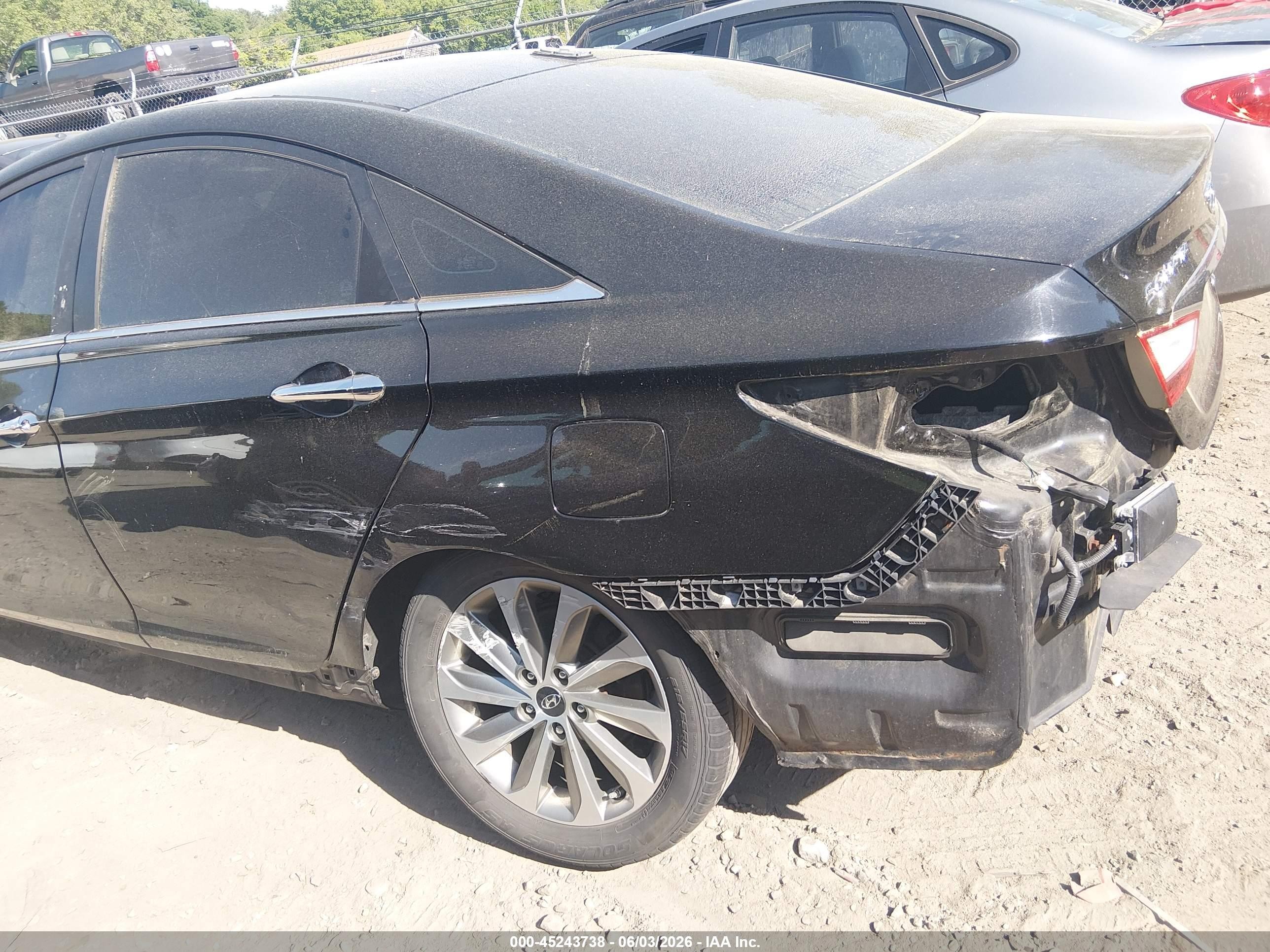 2014 Hyundai Sonata Limited Black vin: 5NPEC4AC4EH815681