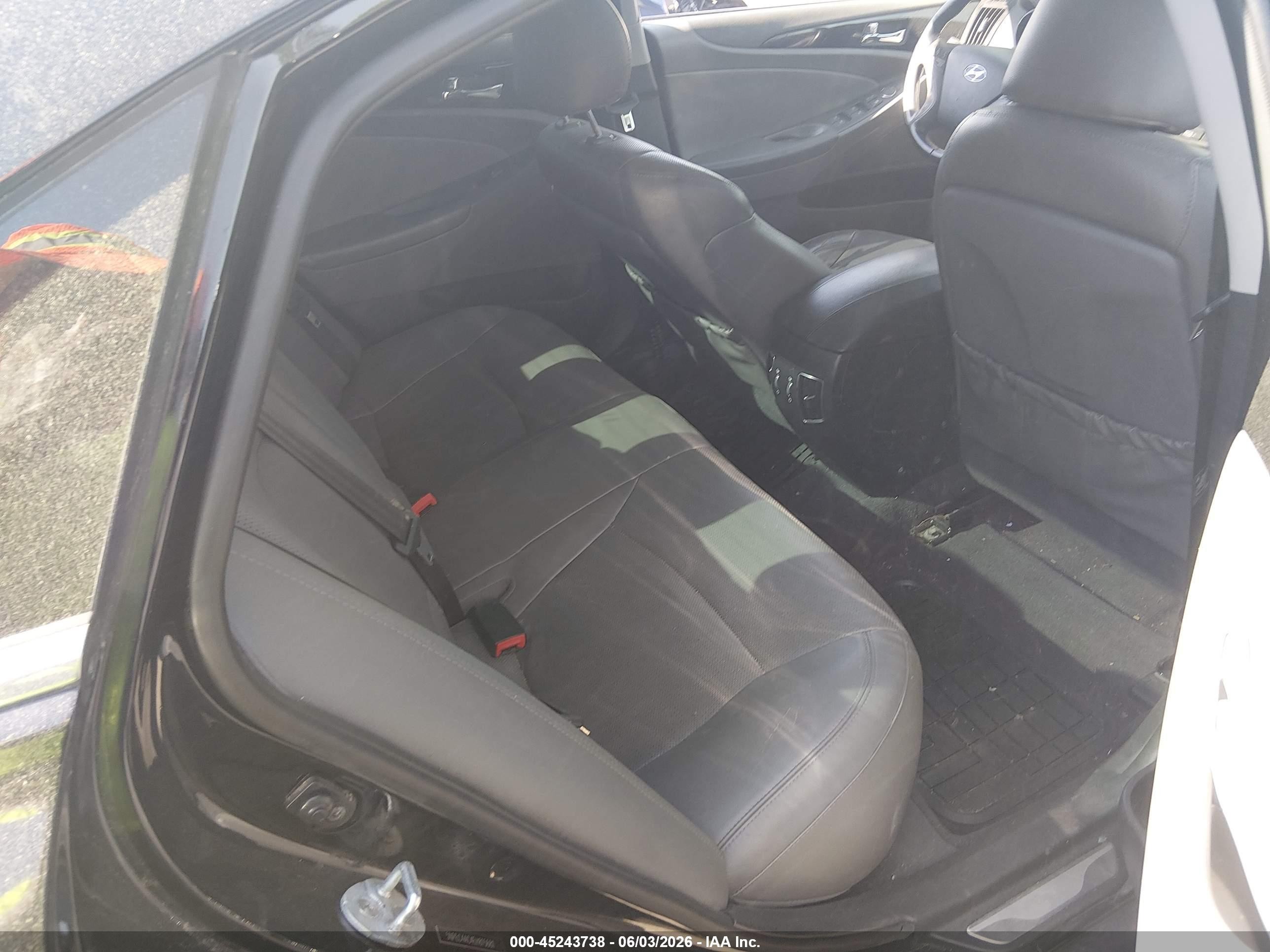 2014 Hyundai Sonata Limited Black vin: 5NPEC4AC4EH815681